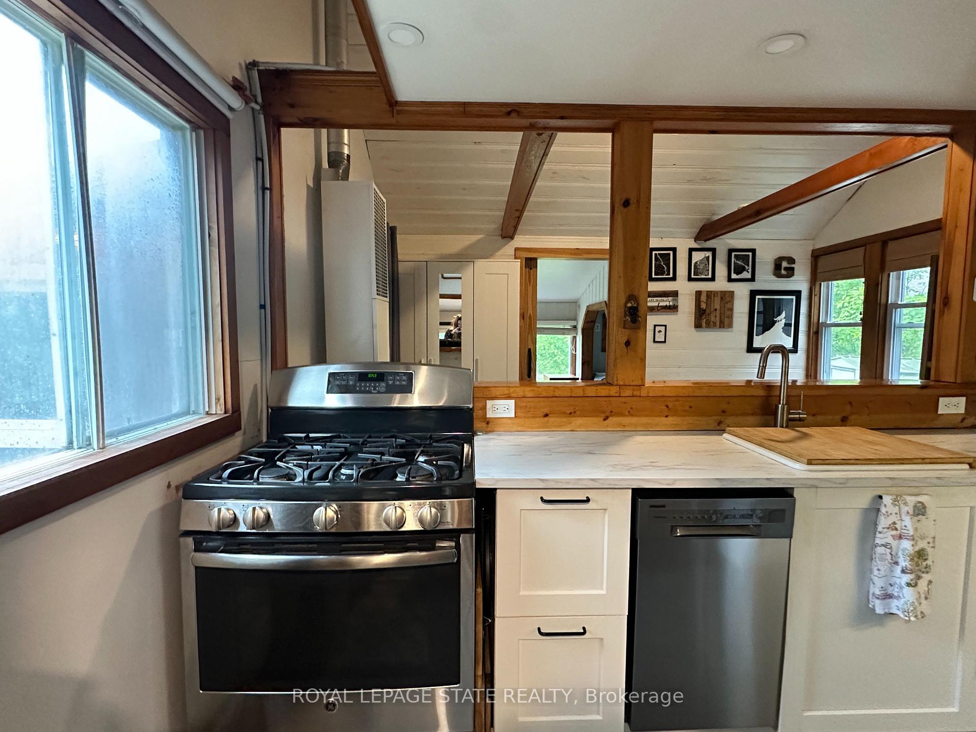 Photo 13 of 716 Sandy Bay Road, Haldimand, Dunnville — HOMEH