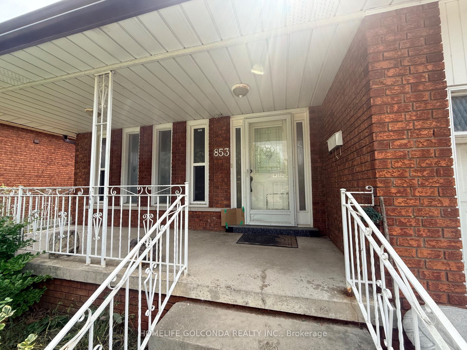 Photo 2 of Unit 1, 853 Huntingwood Drive, Scarborough, Tam O'Shanter-Sullivan — HOMEH