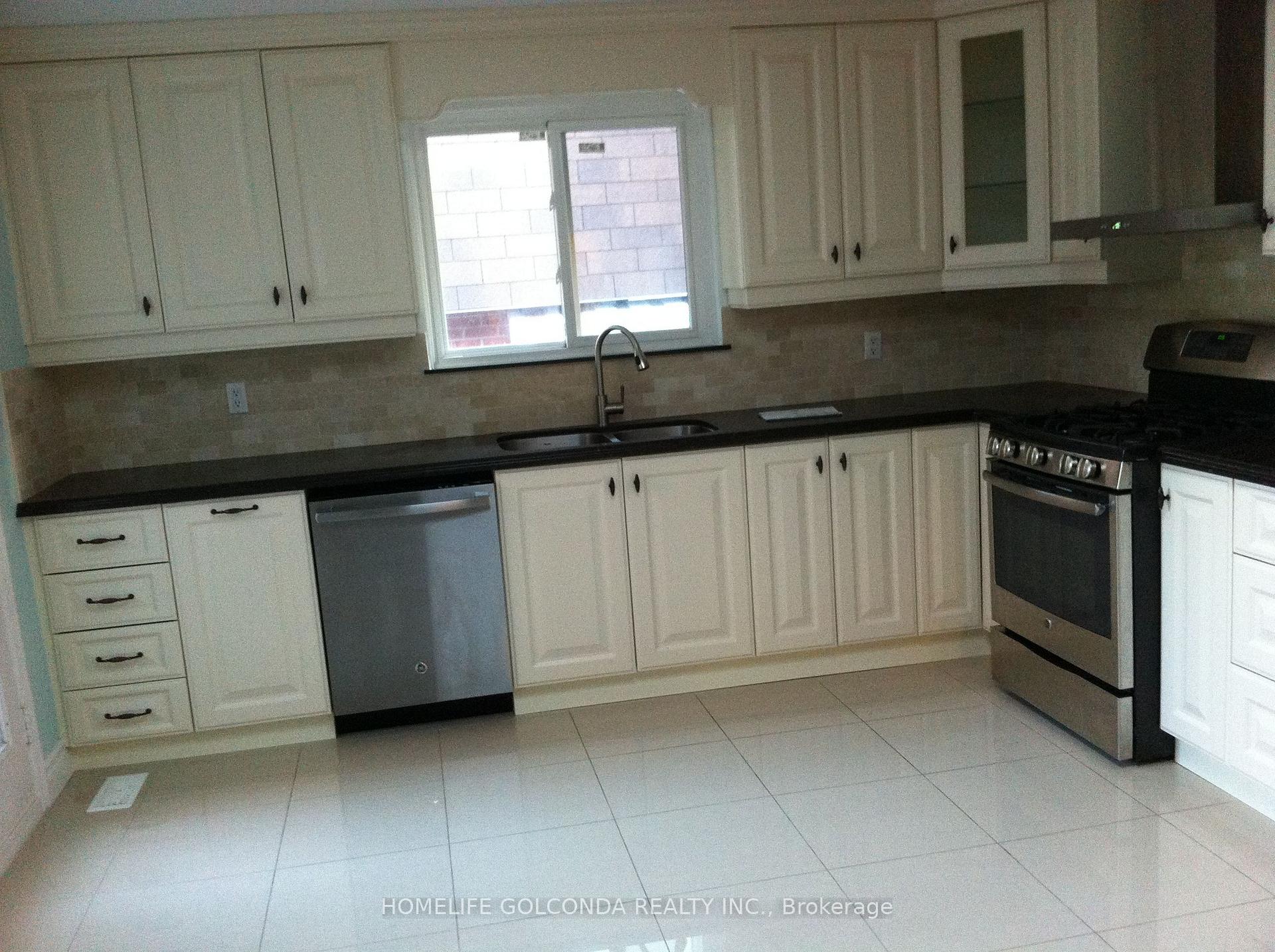 Photo 21 of Unit 1, 853 Huntingwood Drive, Scarborough, Tam O'Shanter-Sullivan — HOMEH