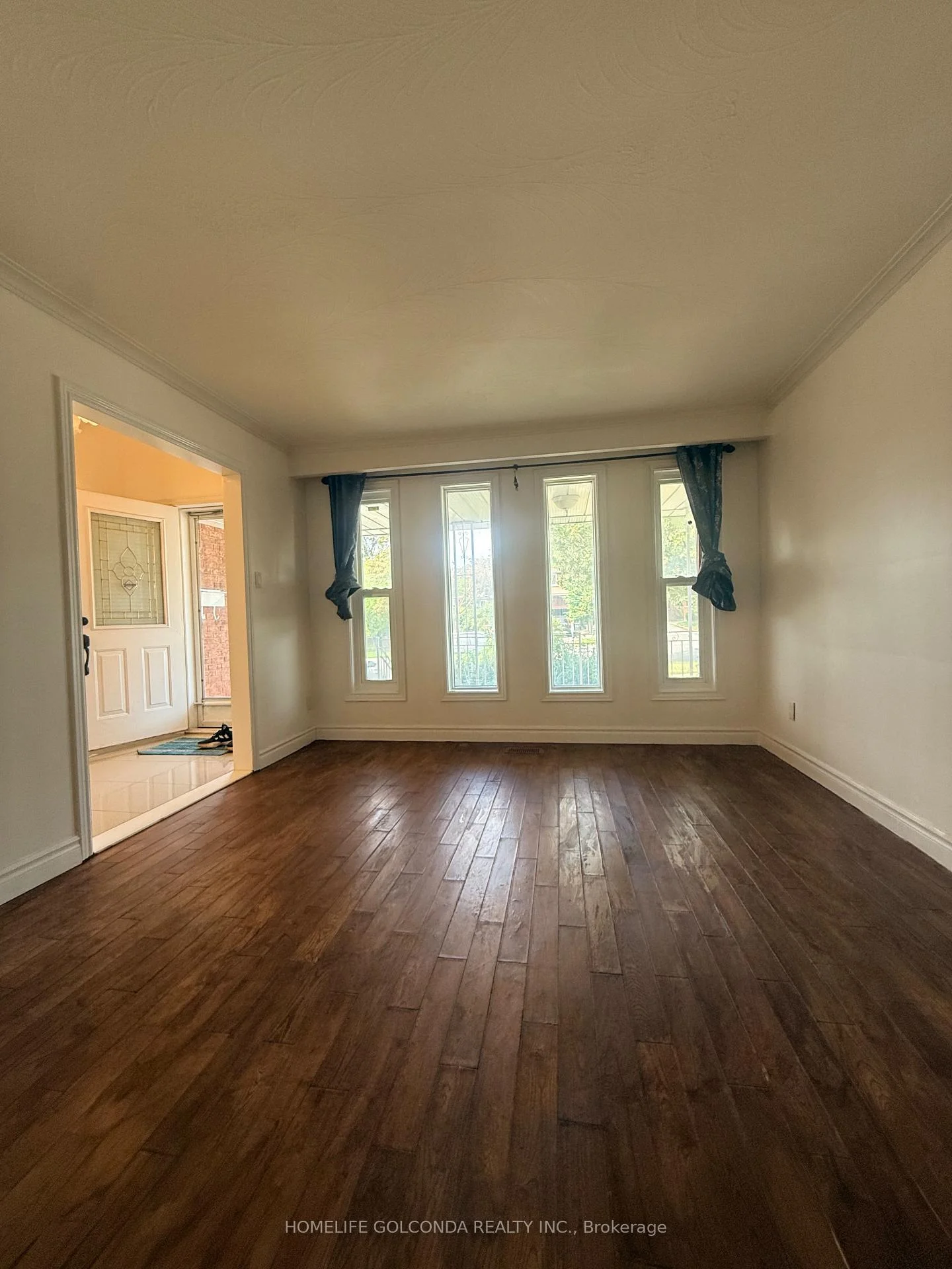 Photo 15 of Unit 1, 853 Huntingwood Drive, Scarborough, Tam O'Shanter-Sullivan — HOMEH