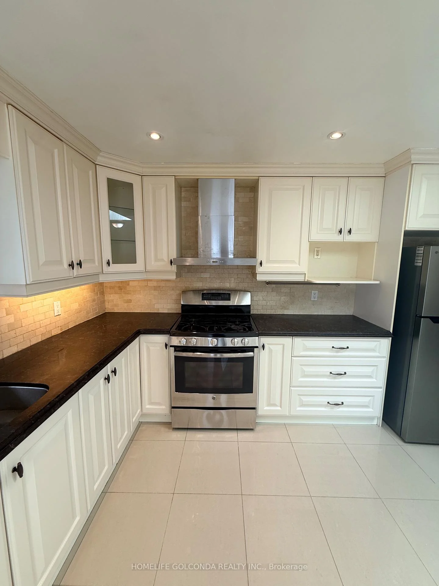 Photo 46 of Unit 1, 853 Huntingwood Drive, Scarborough, Tam O'Shanter-Sullivan — HOMEH