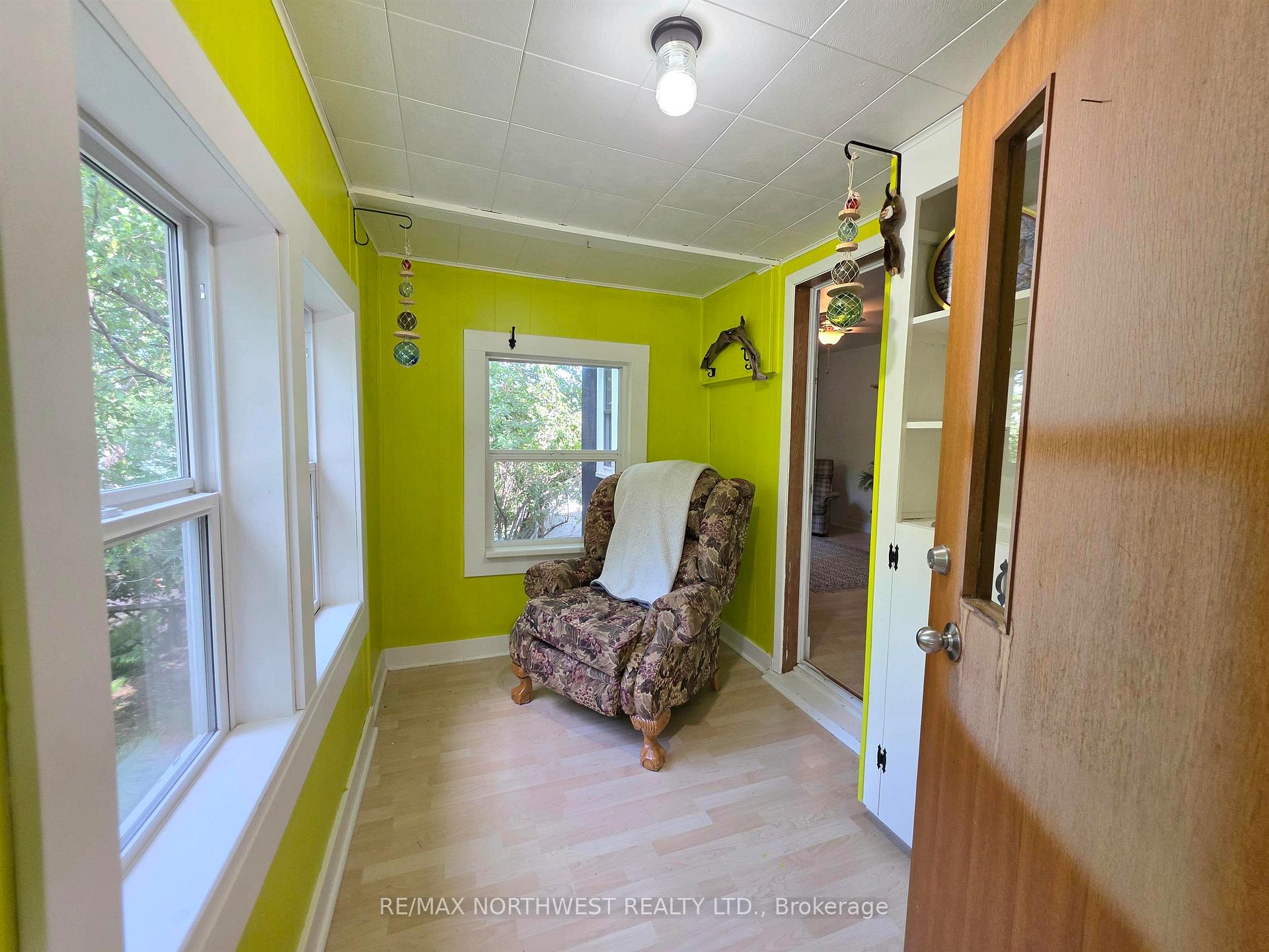 Photo 17 of 607 First Street South, Kenora, Central — HOMEH