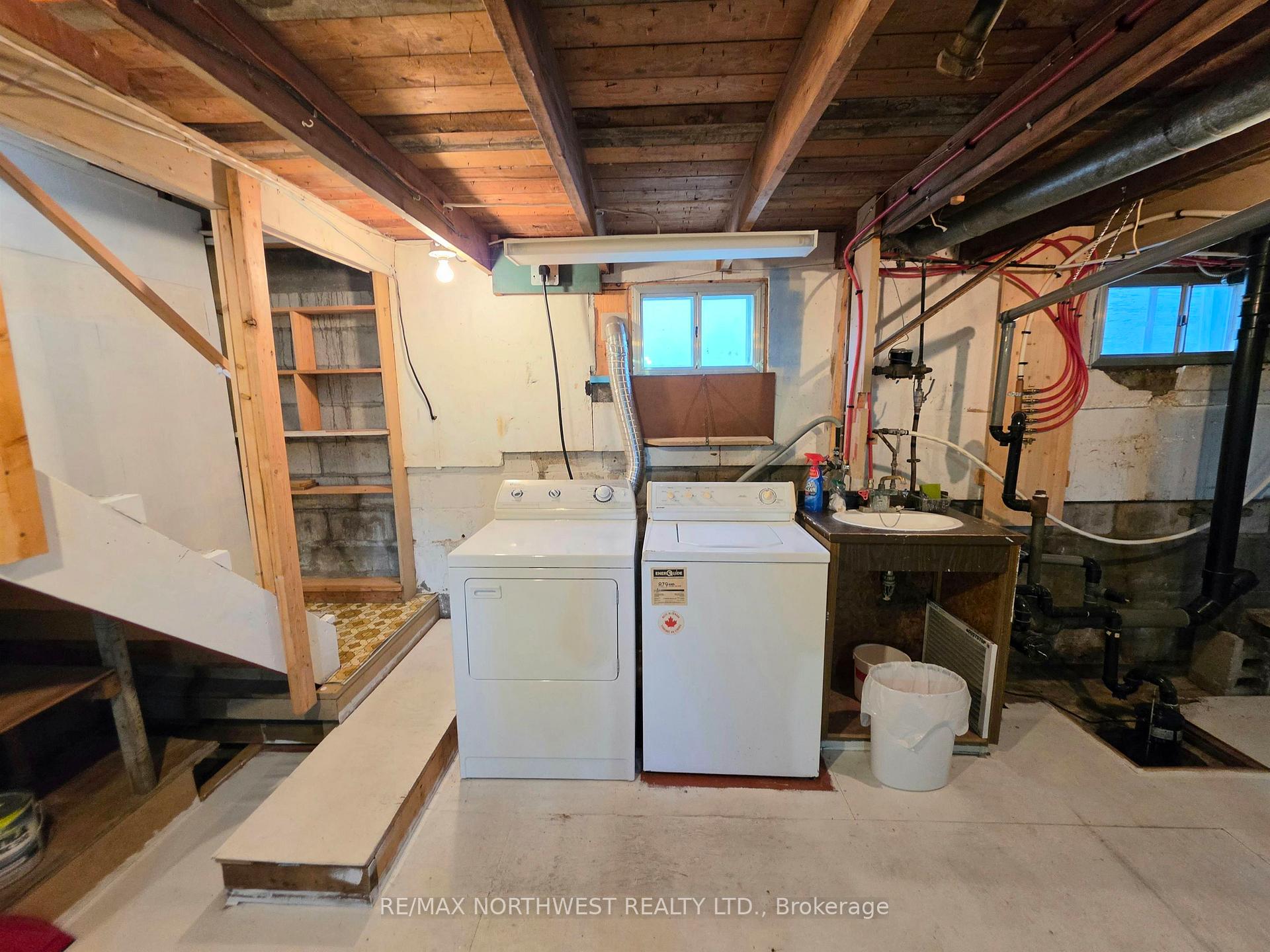 Photo 18 of 607 First Street South, Kenora, Central — HOMEH