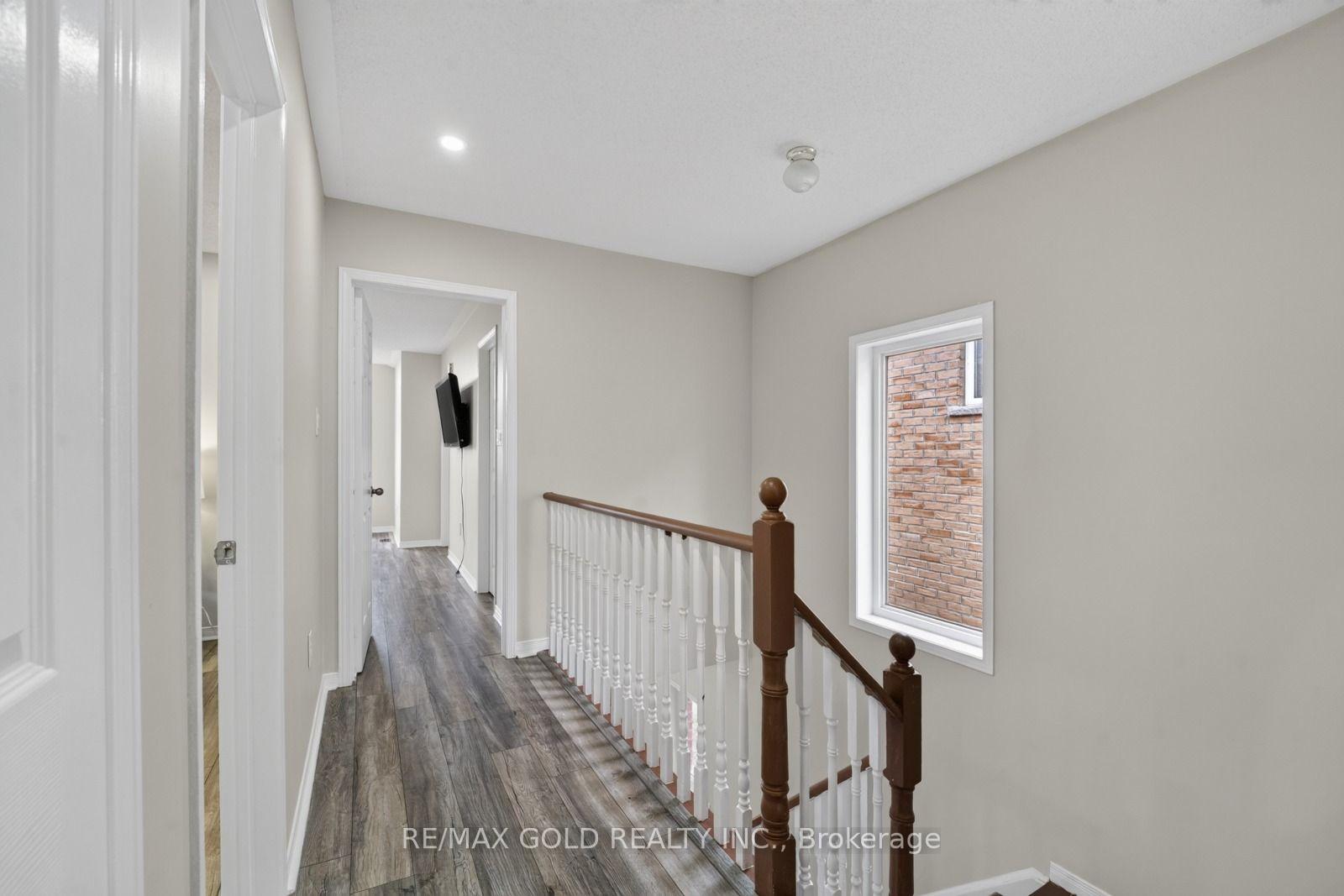 Photo 34 of 106 Meadowlark Drive, Halton Hills, Georgetown — HOMEH
