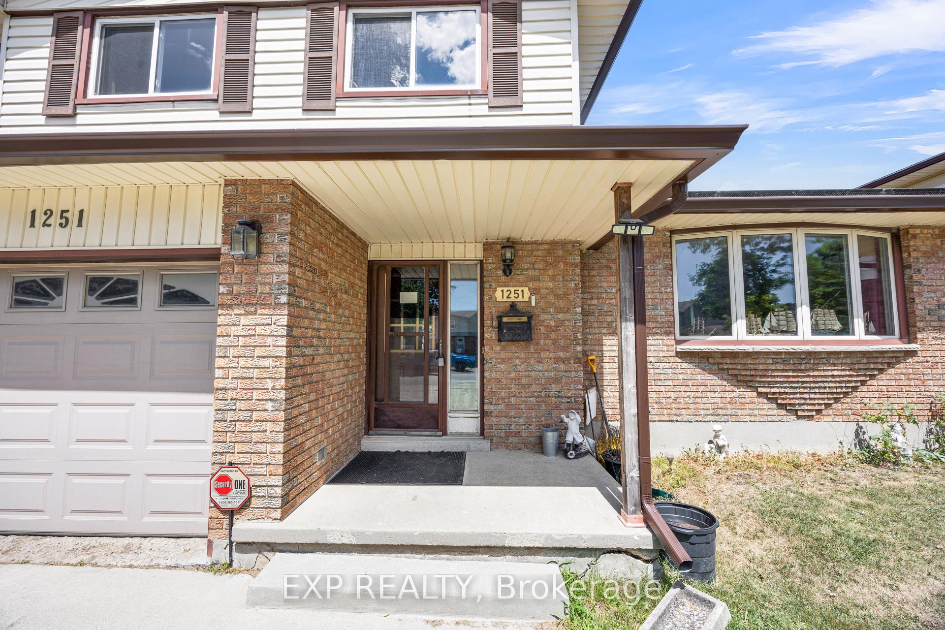Photo 13 of 1251 Jalna Boulevard, London, South X — HOMEH