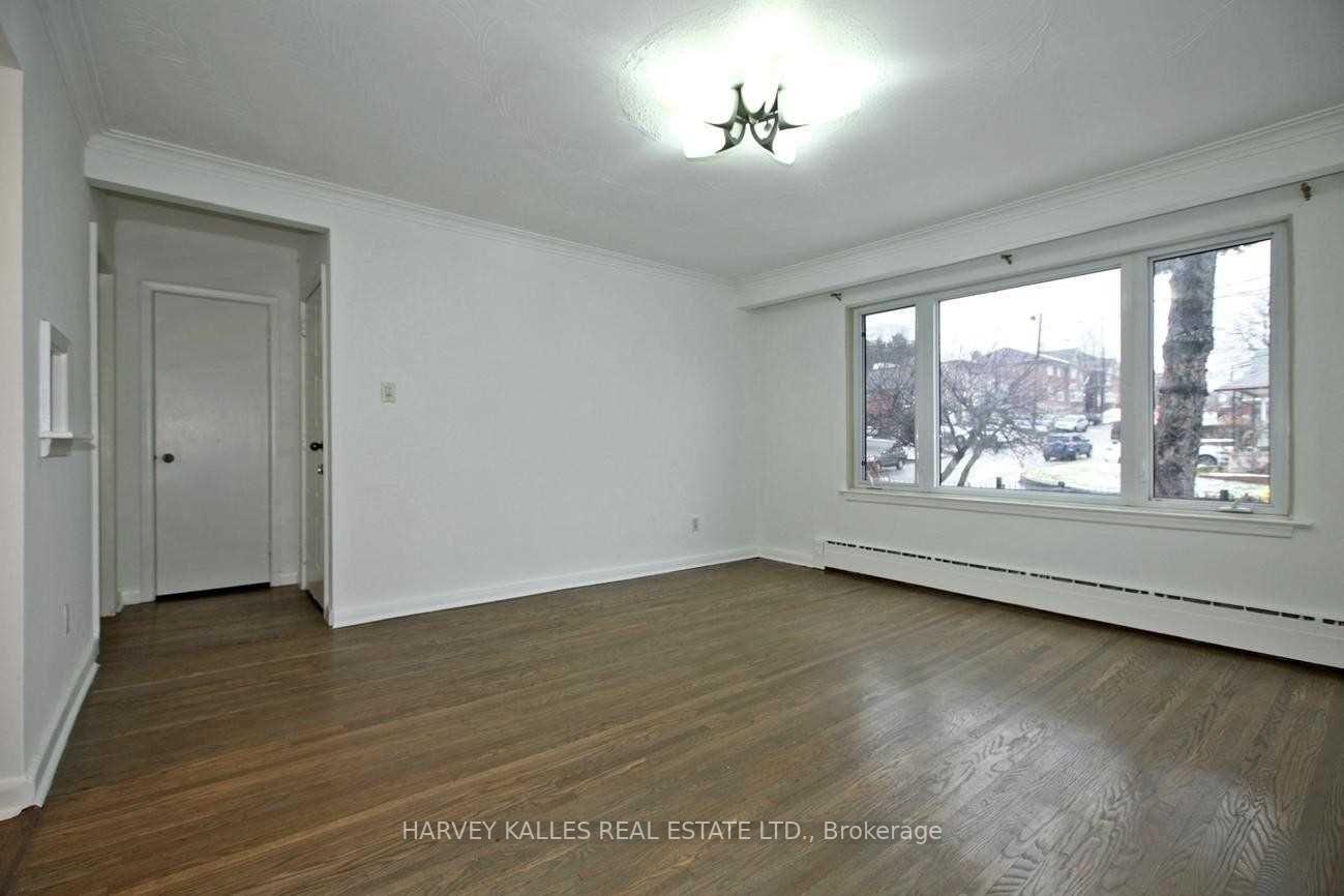 Photo 2 of Unit Unit B, 149 Kitchener Avenue, Toronto, Caledonia-Fairbank — HOMEH