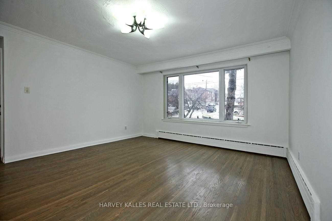 Photo 3 of Unit Unit B, 149 Kitchener Avenue, Toronto, Caledonia-Fairbank — HOMEH