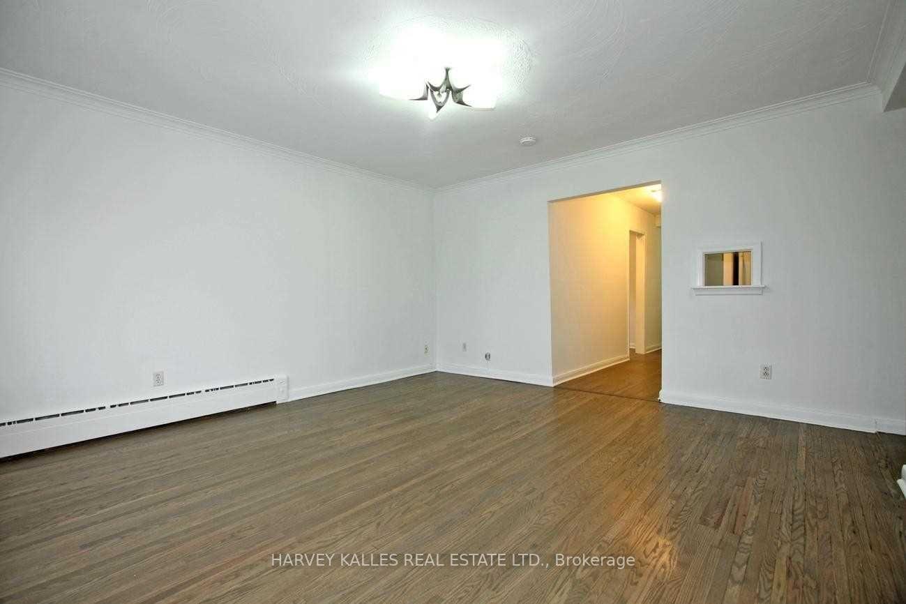 Photo 4 of Unit Unit B, 149 Kitchener Avenue, Toronto, Caledonia-Fairbank — HOMEH