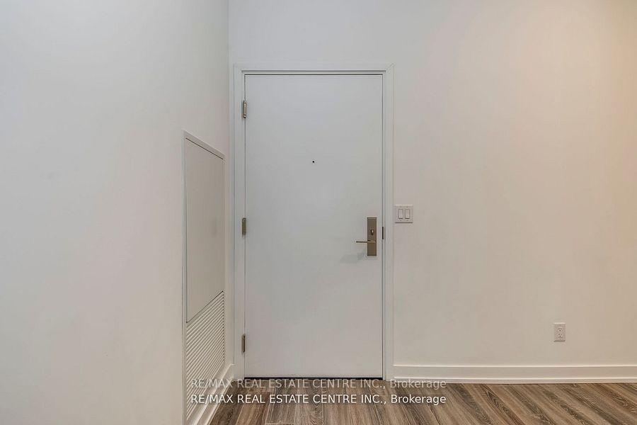 Photo 7 of Unit 406, 20 Edward Street, Toronto, Bay Street Corridor — HOMEH