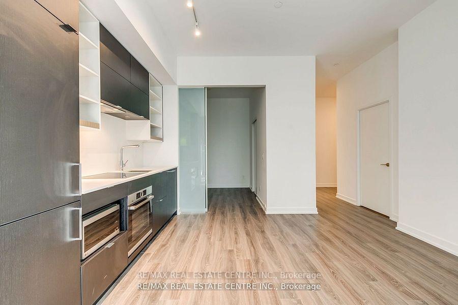 Photo 10 of Unit 406, 20 Edward Street, Toronto, Bay Street Corridor — HOMEH