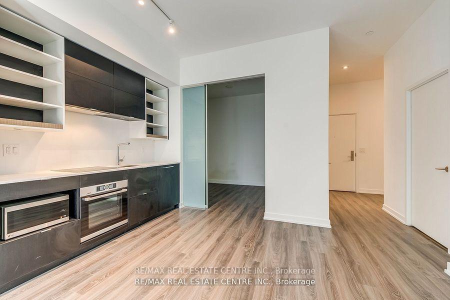 Photo 12 of Unit 406, 20 Edward Street, Toronto, Bay Street Corridor — HOMEH