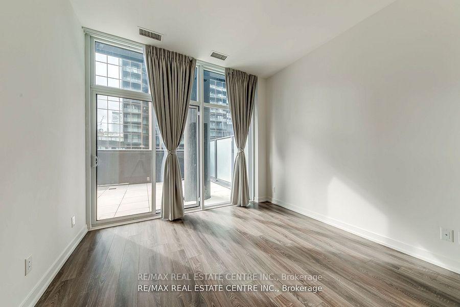 Photo 13 of Unit 406, 20 Edward Street, Toronto, Bay Street Corridor — HOMEH