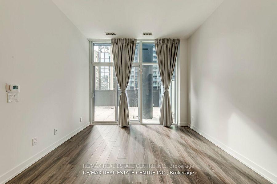 Photo 14 of Unit 406, 20 Edward Street, Toronto, Bay Street Corridor — HOMEH