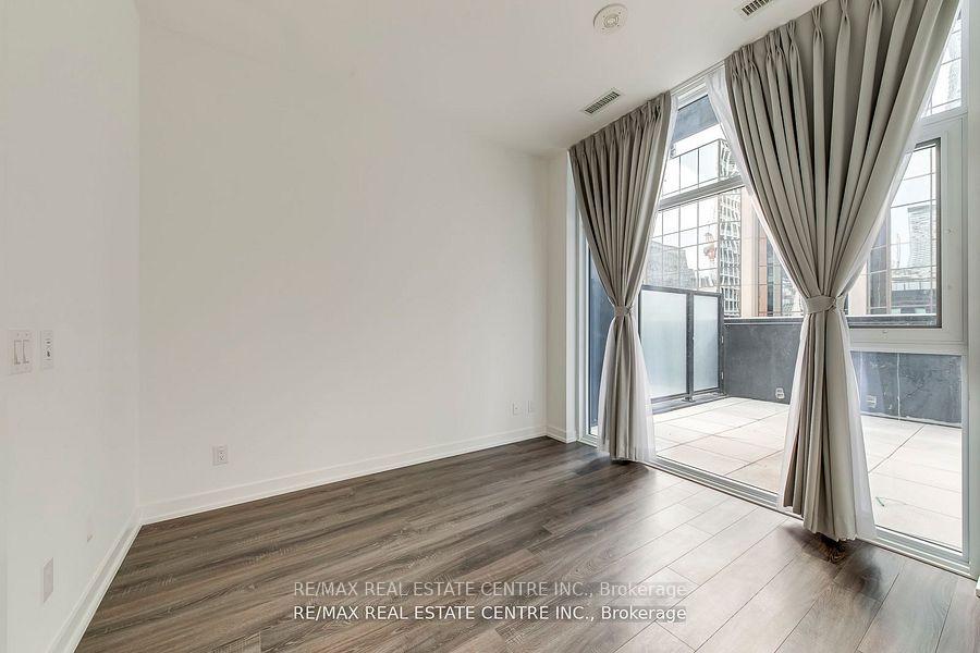 Photo 19 of Unit 406, 20 Edward Street, Toronto, Bay Street Corridor — HOMEH