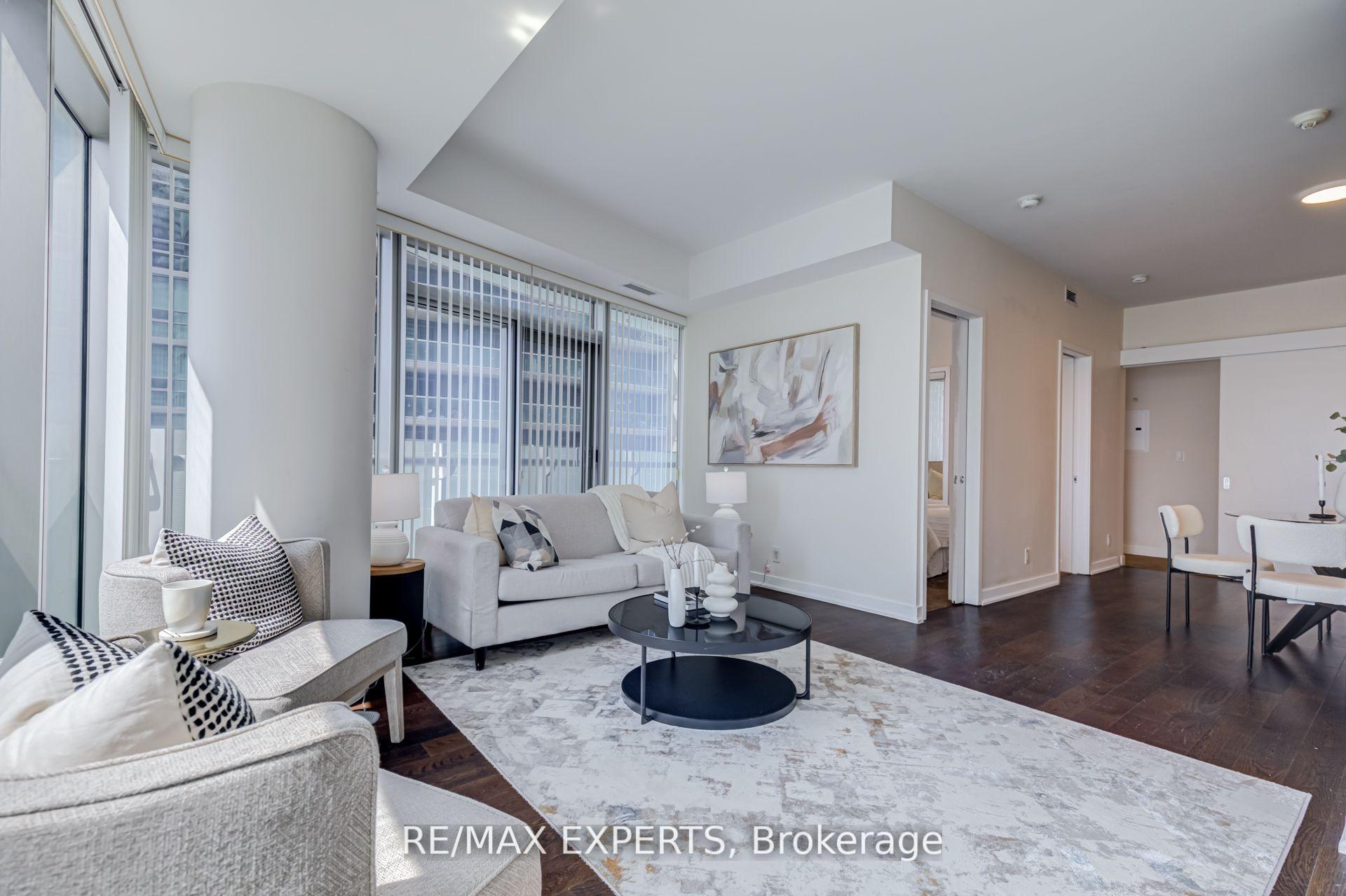 Photo 14 of Unit 1504, 12 York Street, Toronto, Waterfront Communities — HOMEH