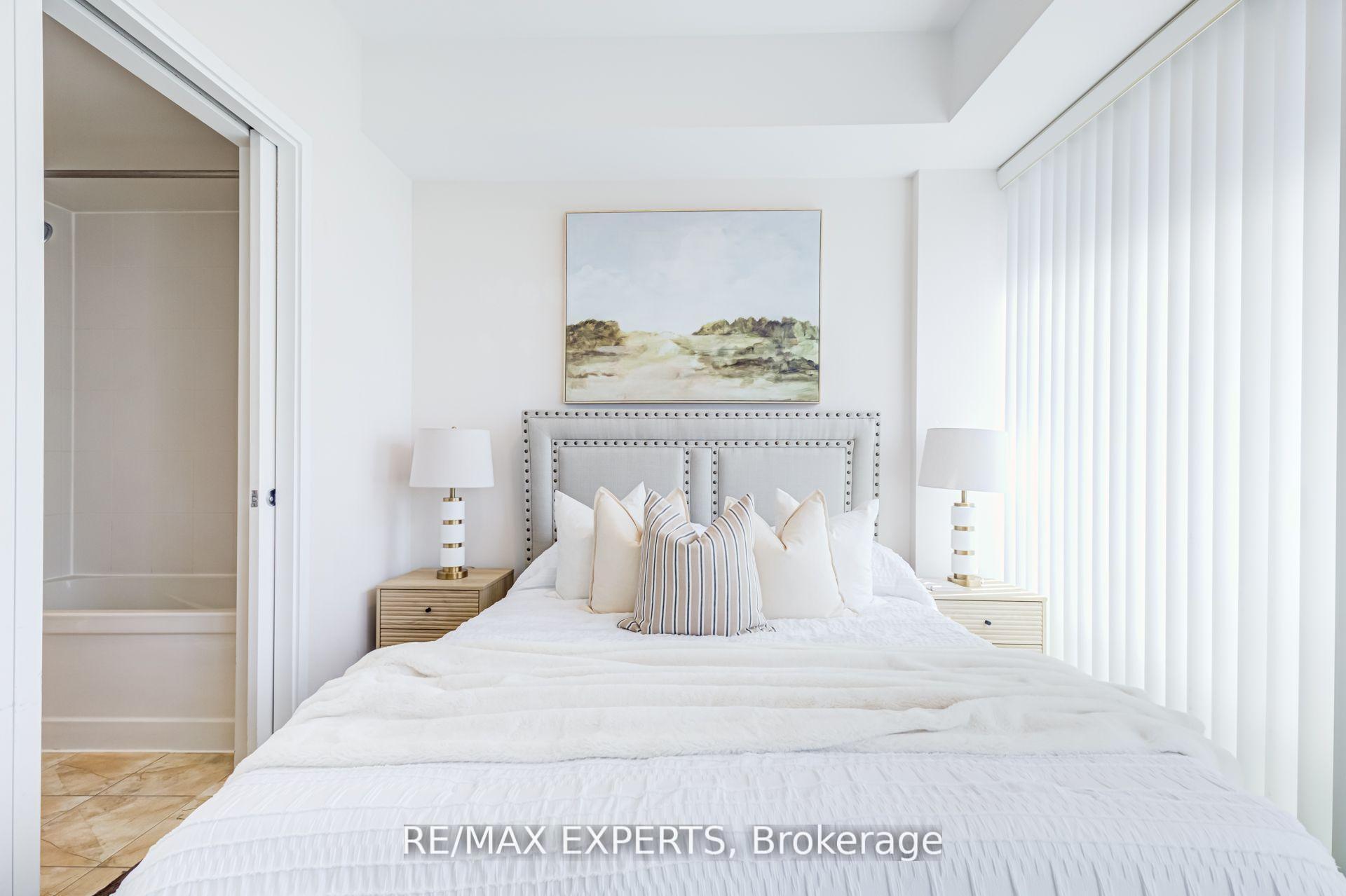 Photo 18 of Unit 1504, 12 York Street, Toronto, Waterfront Communities — HOMEH