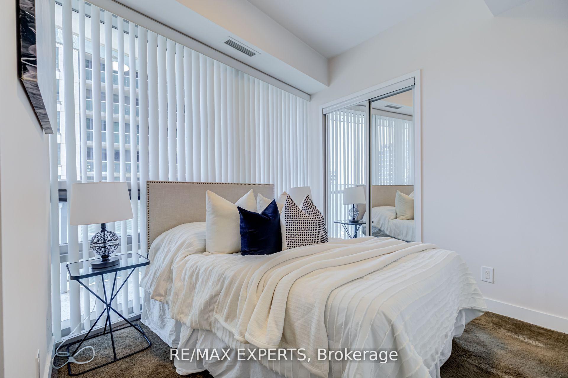 Photo 20 of Unit 1504, 12 York Street, Toronto, Waterfront Communities — HOMEH