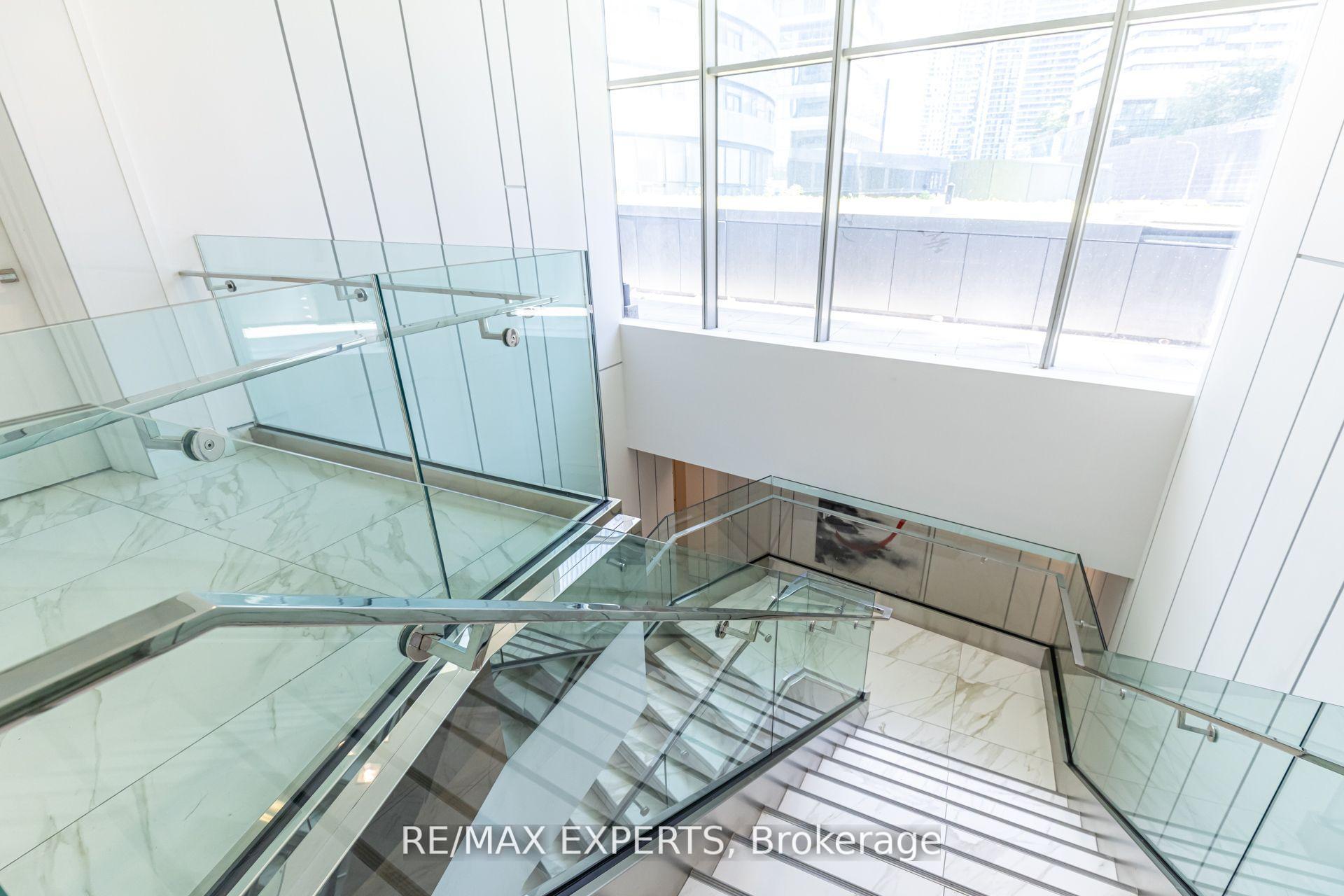 Photo 27 of Unit 1504, 12 York Street, Toronto, Waterfront Communities — HOMEH
