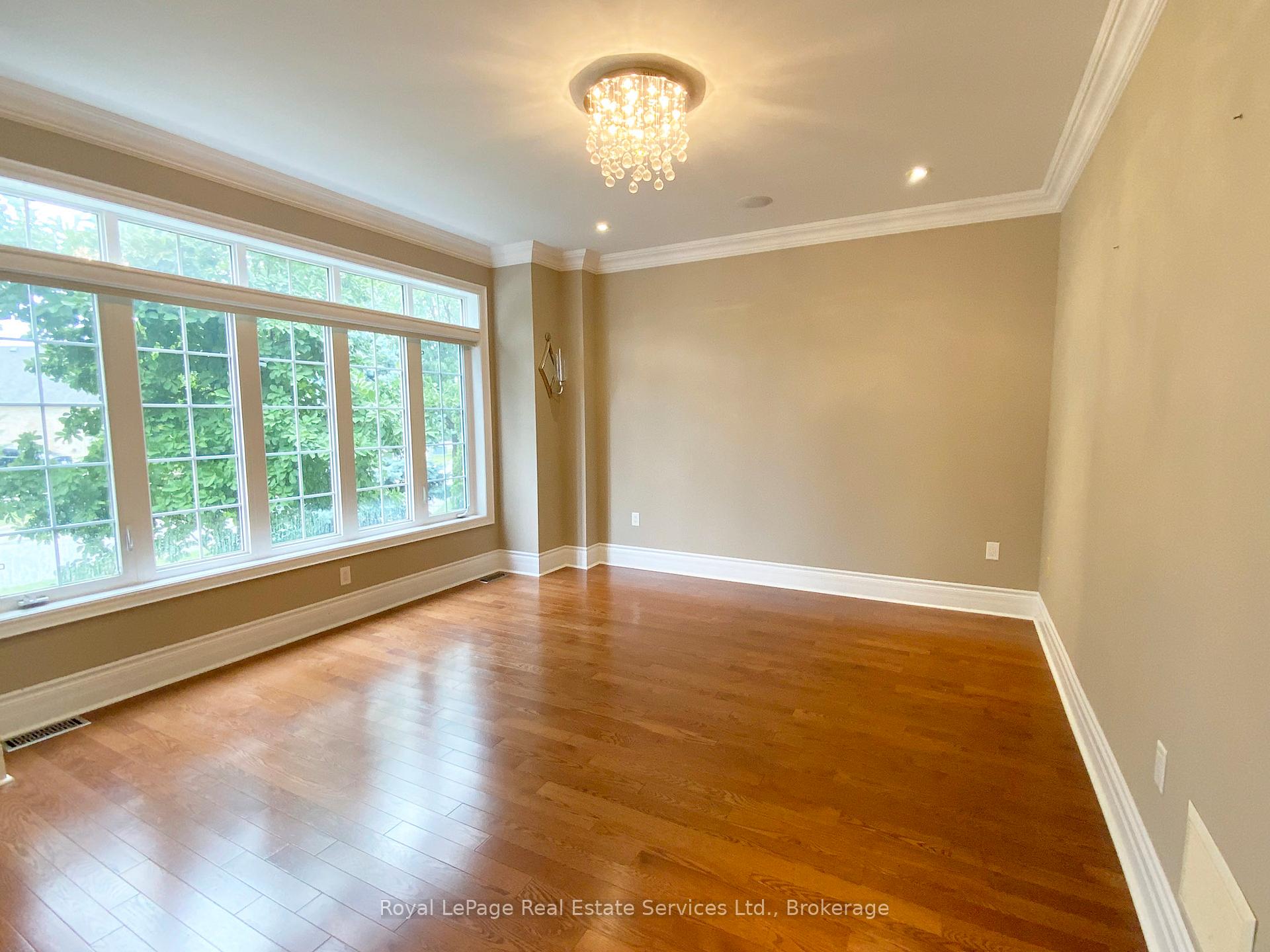 Photo 10 of 3385 Liptay Avenue, Oakville, Bronte Creek — HOMEH