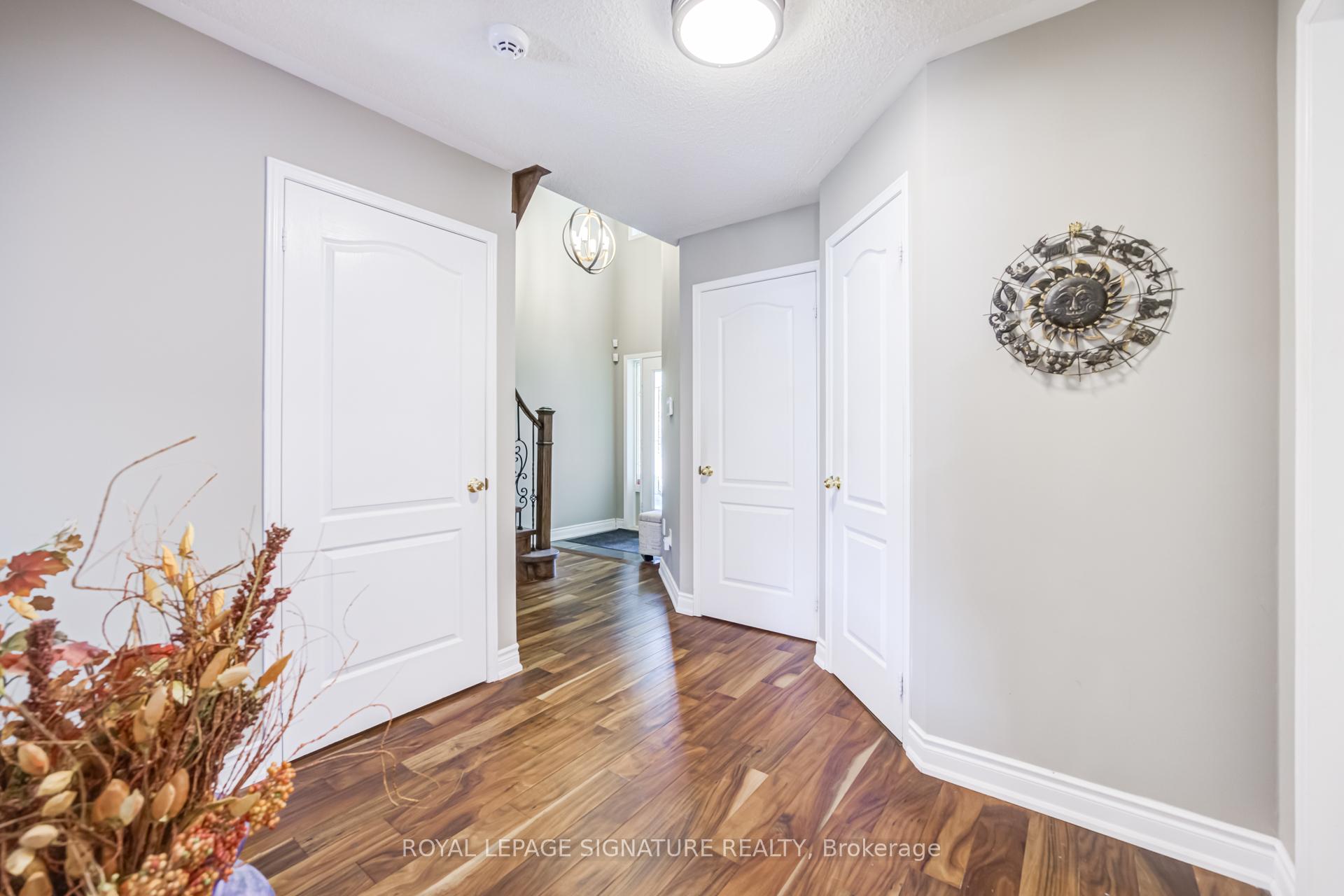 Photo 4 of 82 Belmont Boulevard, Halton Hills, Georgetown — HOMEH