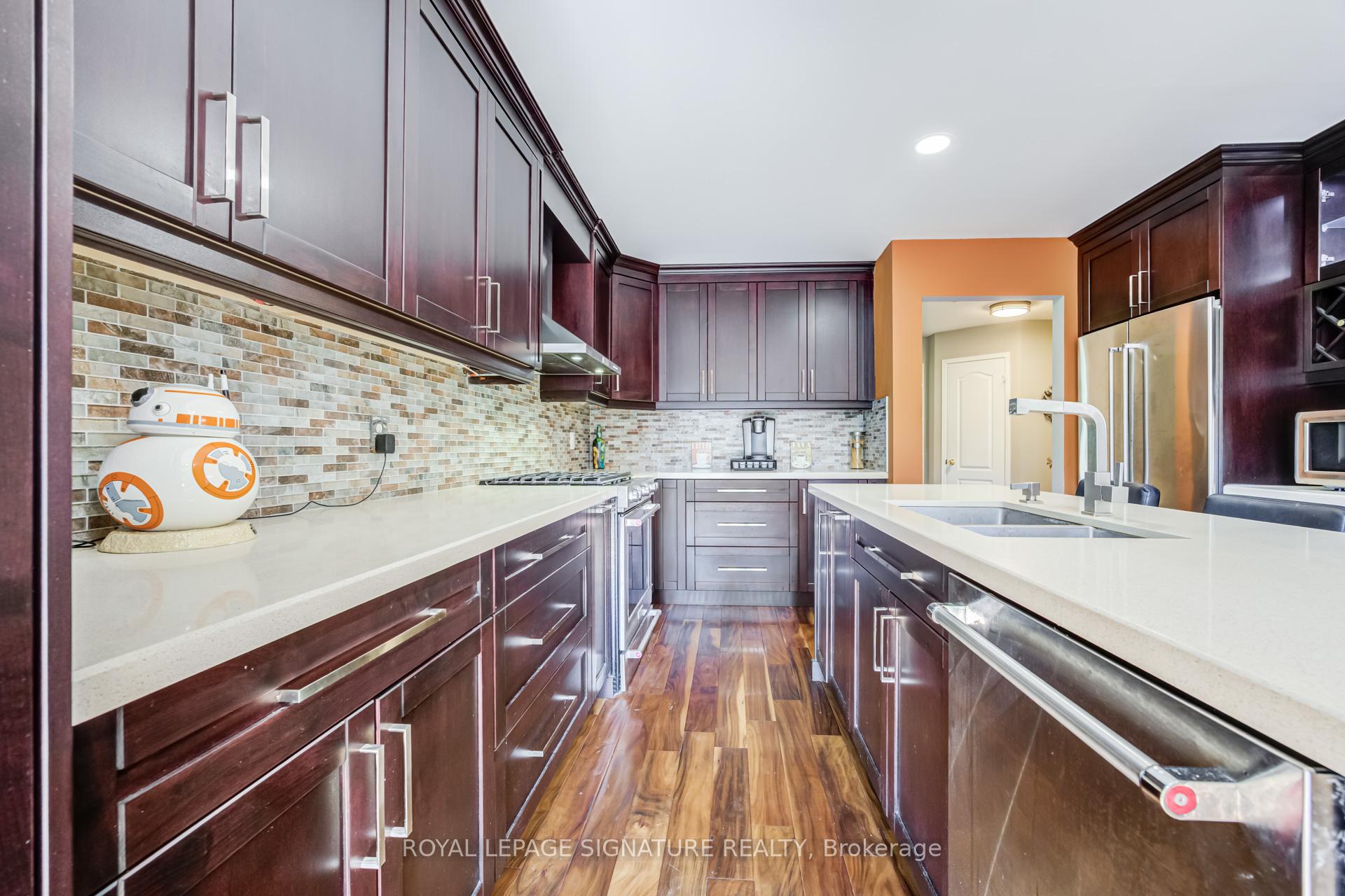 Photo 8 of 82 Belmont Boulevard, Halton Hills, Georgetown — HOMEH