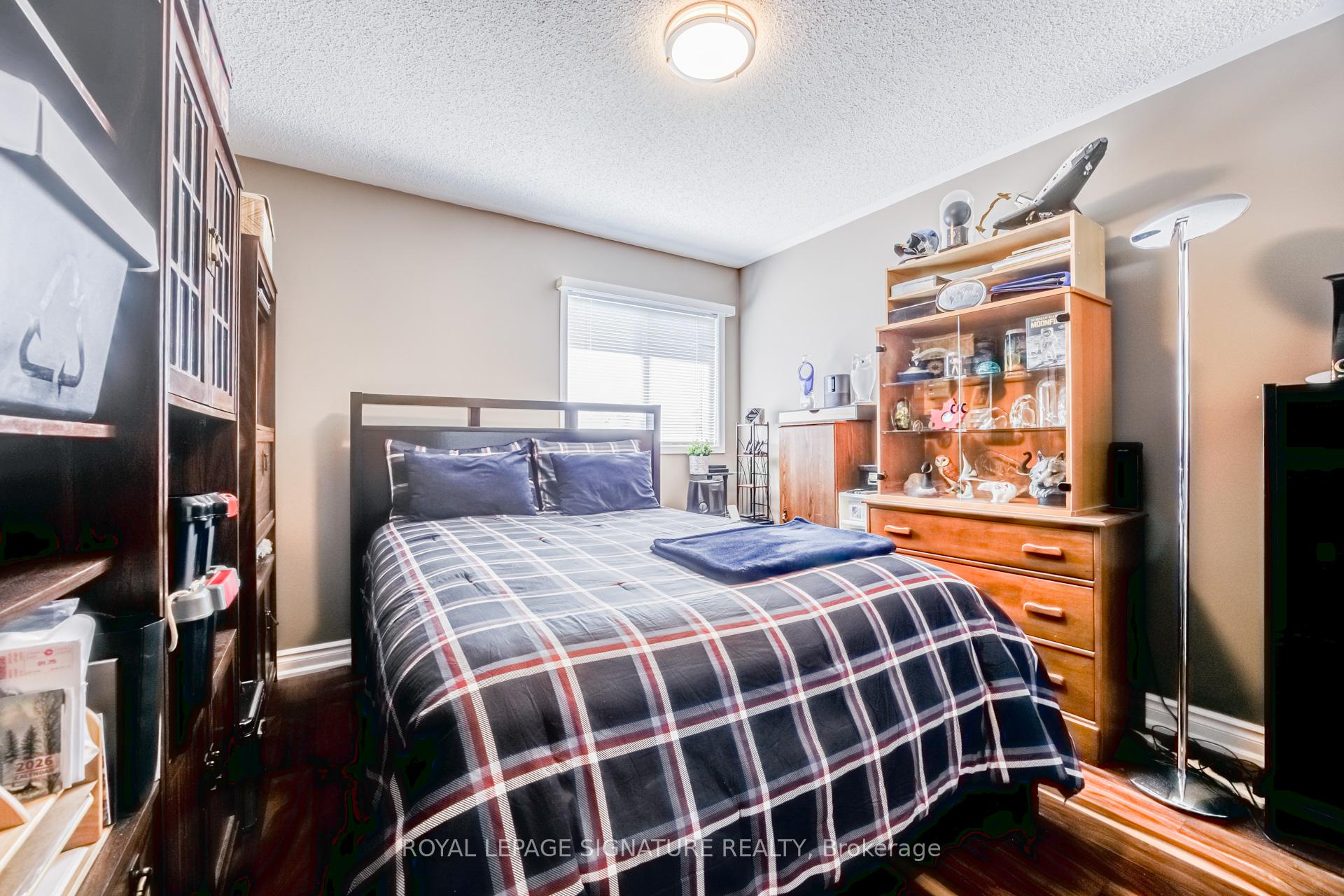 Photo 20 of 82 Belmont Boulevard, Halton Hills, Georgetown — HOMEH