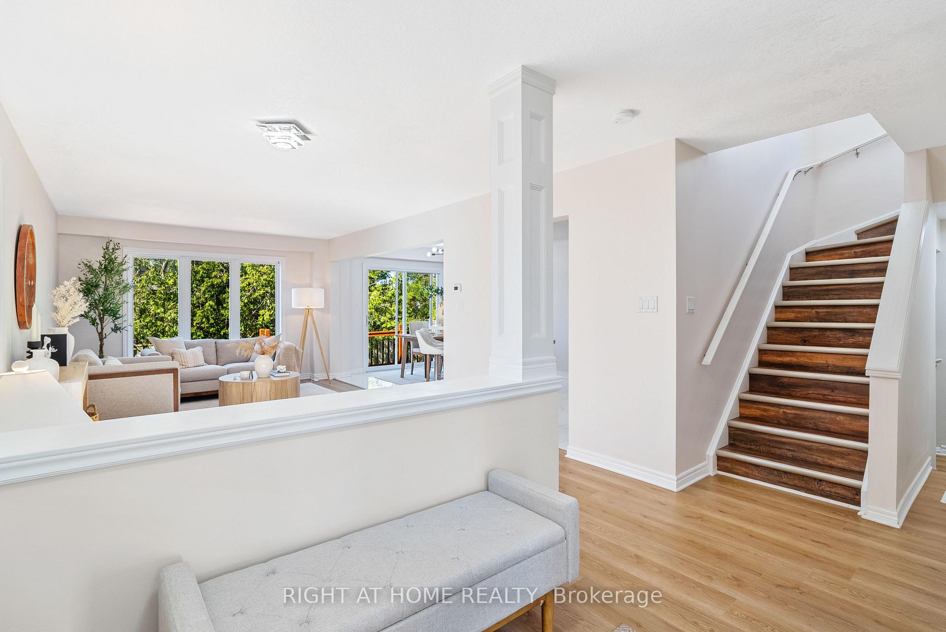 Photo 6 of 754 Hedgerow Place, London, North C — HOMEH