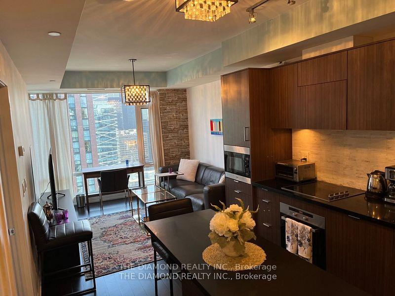 Photo 8 of Unit 4208, 21 Widmer Street, Toronto, Waterfront Communities — HOMEH