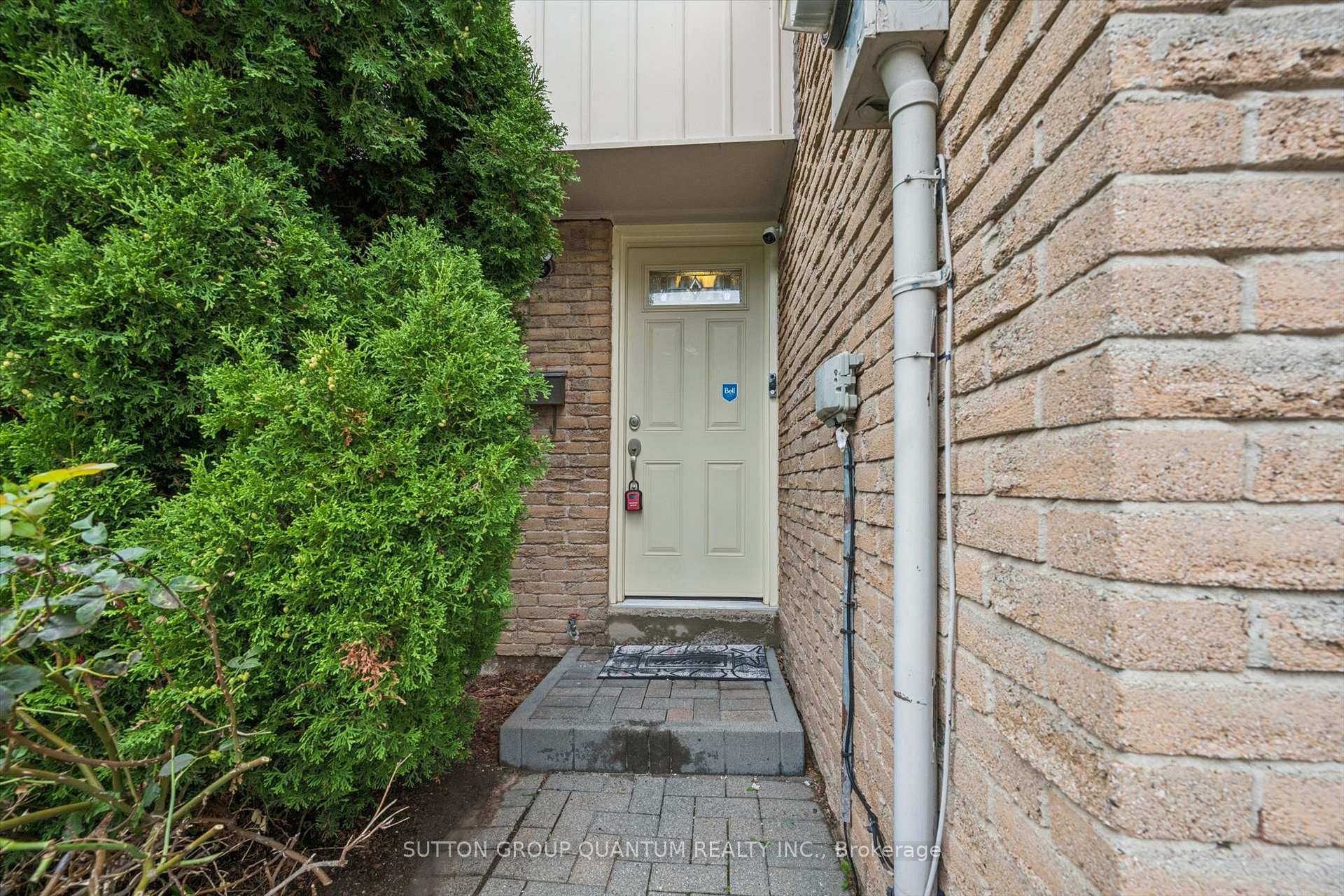 Photo 5 of Unit 69, 1558 Lancaster Drive, Oakville, Falgarwood — HOMEH