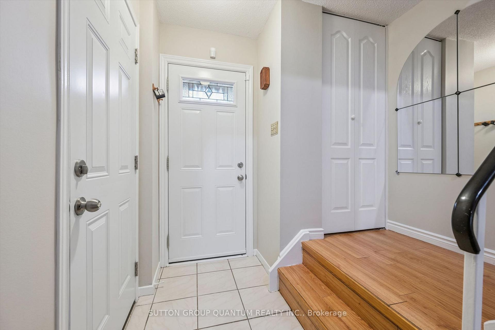 Photo 6 of Unit 69, 1558 Lancaster Drive, Oakville, Falgarwood — HOMEH