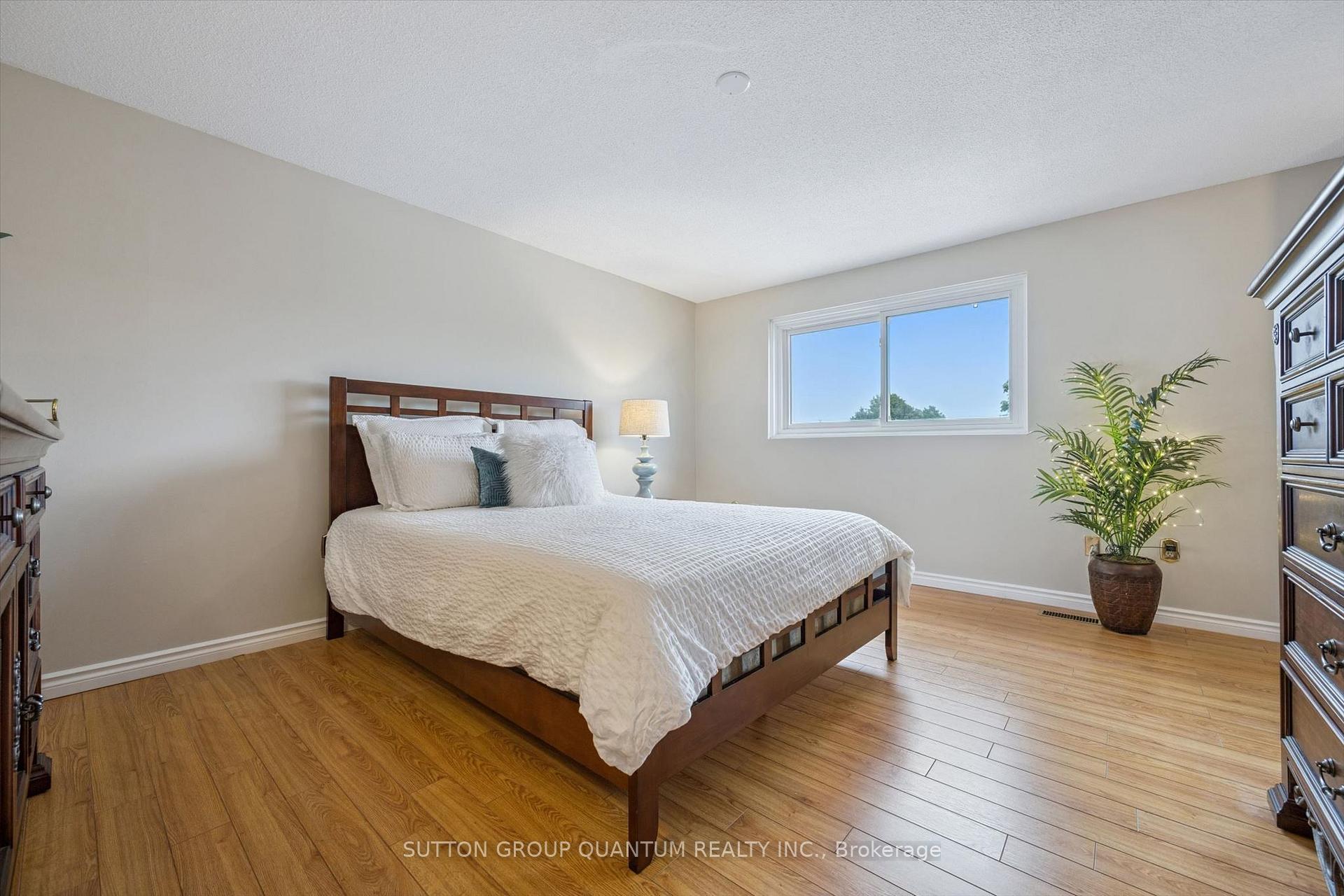 Photo 19 of Unit 69, 1558 Lancaster Drive, Oakville, Falgarwood — HOMEH
