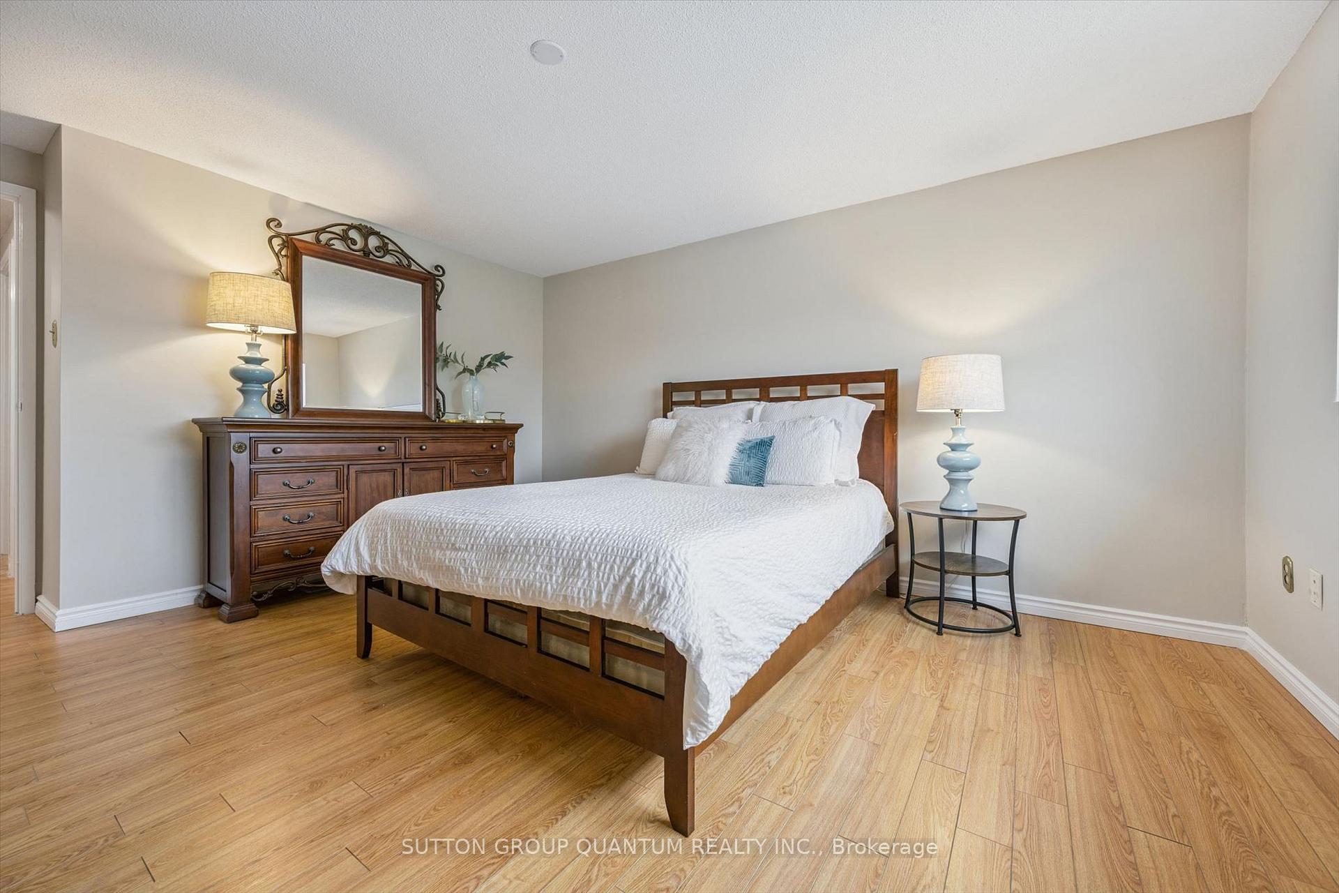 Photo 20 of Unit 69, 1558 Lancaster Drive, Oakville, Falgarwood — HOMEH