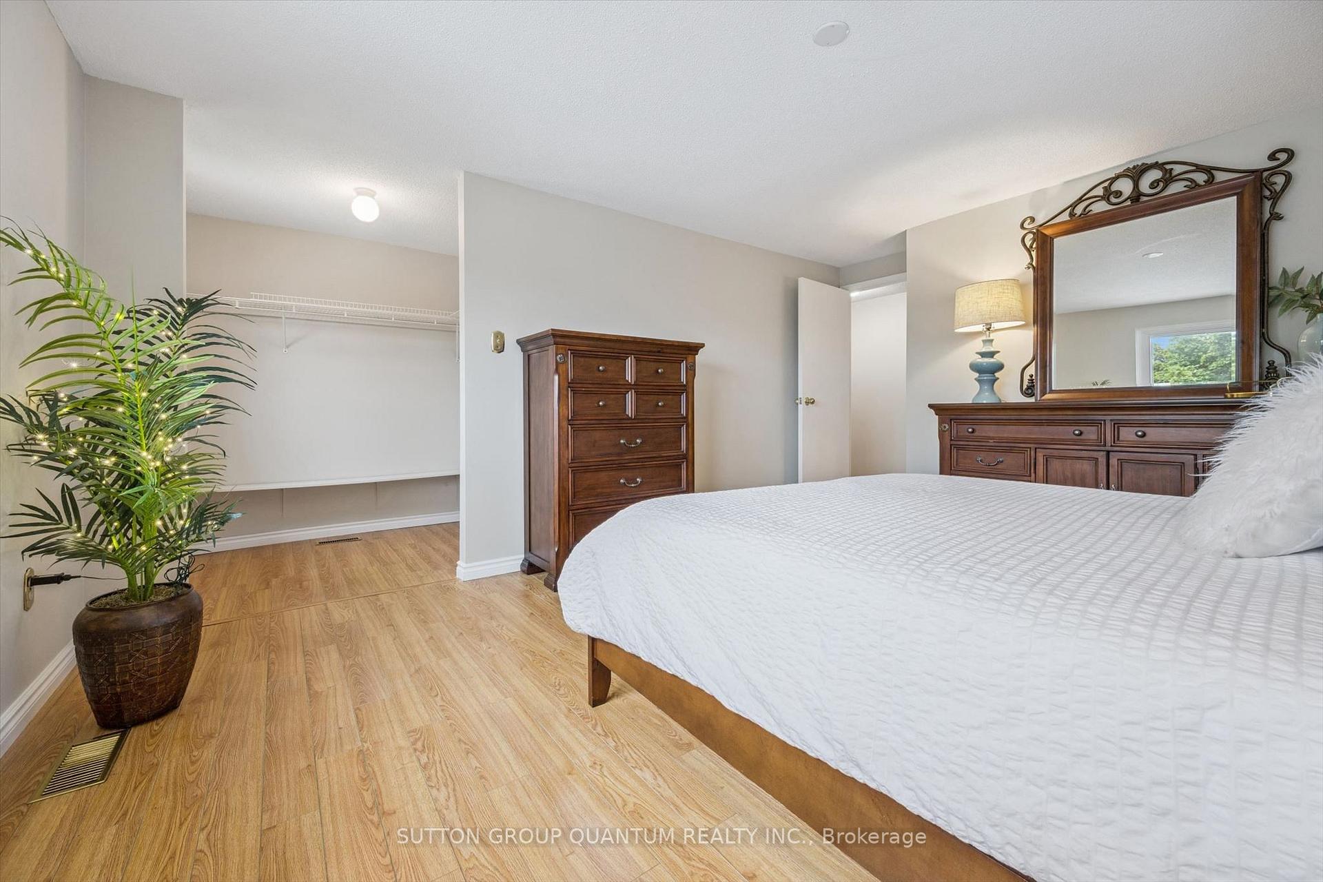 Photo 21 of Unit 69, 1558 Lancaster Drive, Oakville, Falgarwood — HOMEH