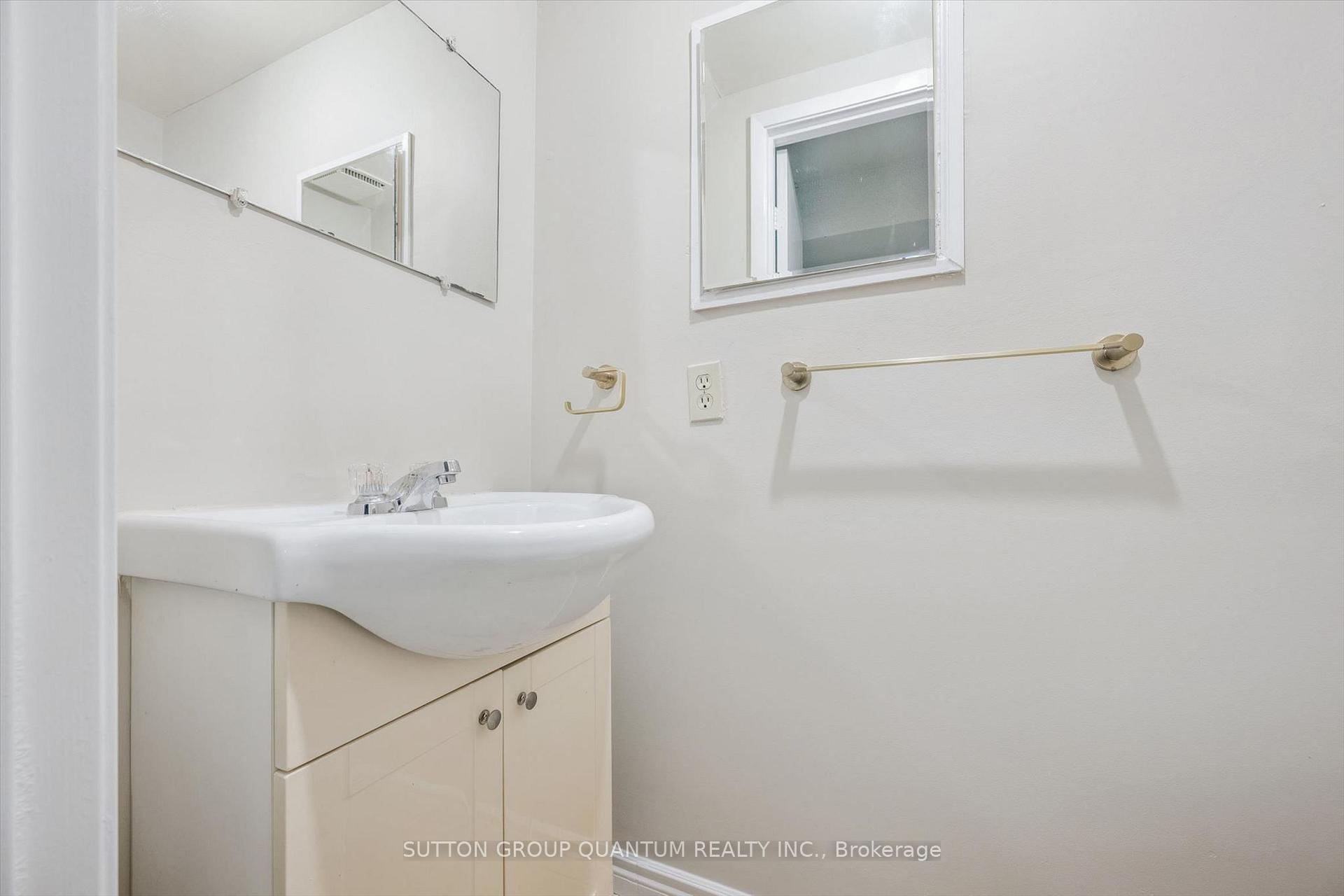 Photo 34 of Unit 69, 1558 Lancaster Drive, Oakville, Falgarwood — HOMEH