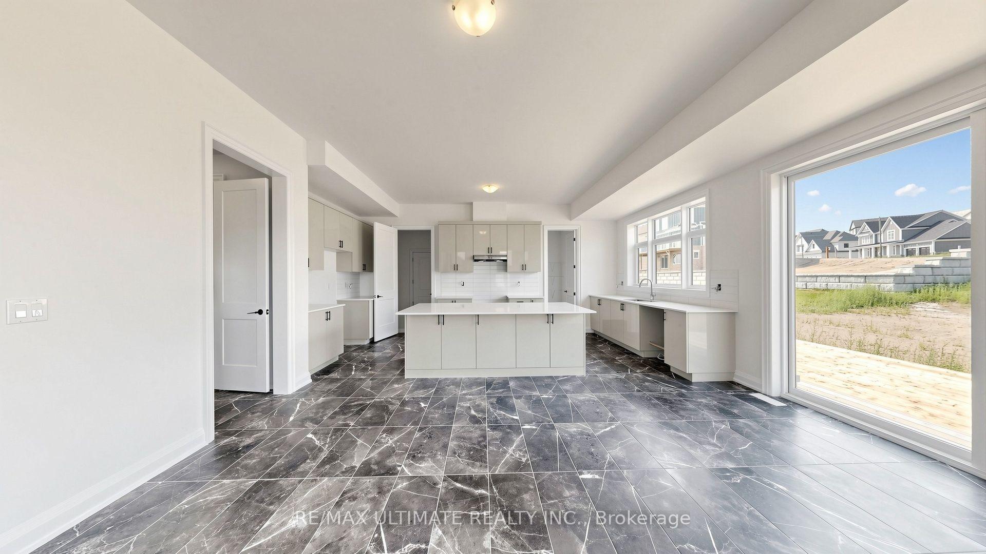 Photo 4 of 12 Aldwinckle Avenue, Oro-Medonte, Rural Oro-Medonte — HOMEH