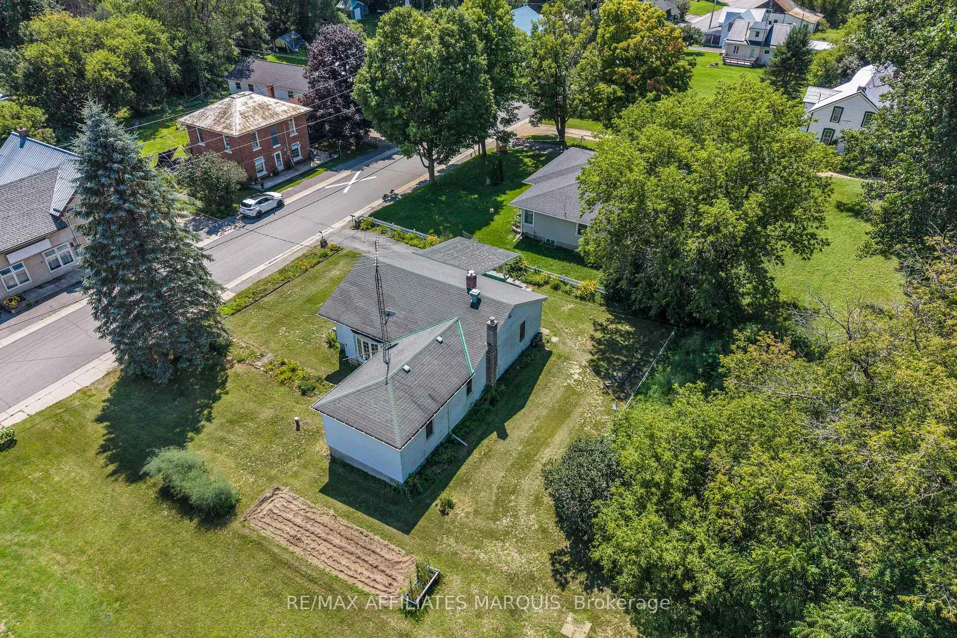 Photo 2 of 1030 Wagarville Road, Frontenac, Frontenac Centre — HOMEH