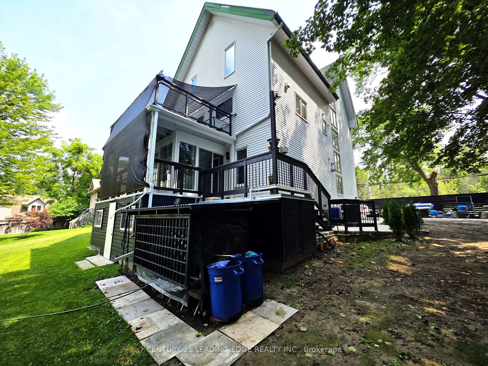 Photo 61 of Unit B, 260 Metro Road, Georgina, Historic Lakeshore Communities — HOMEH