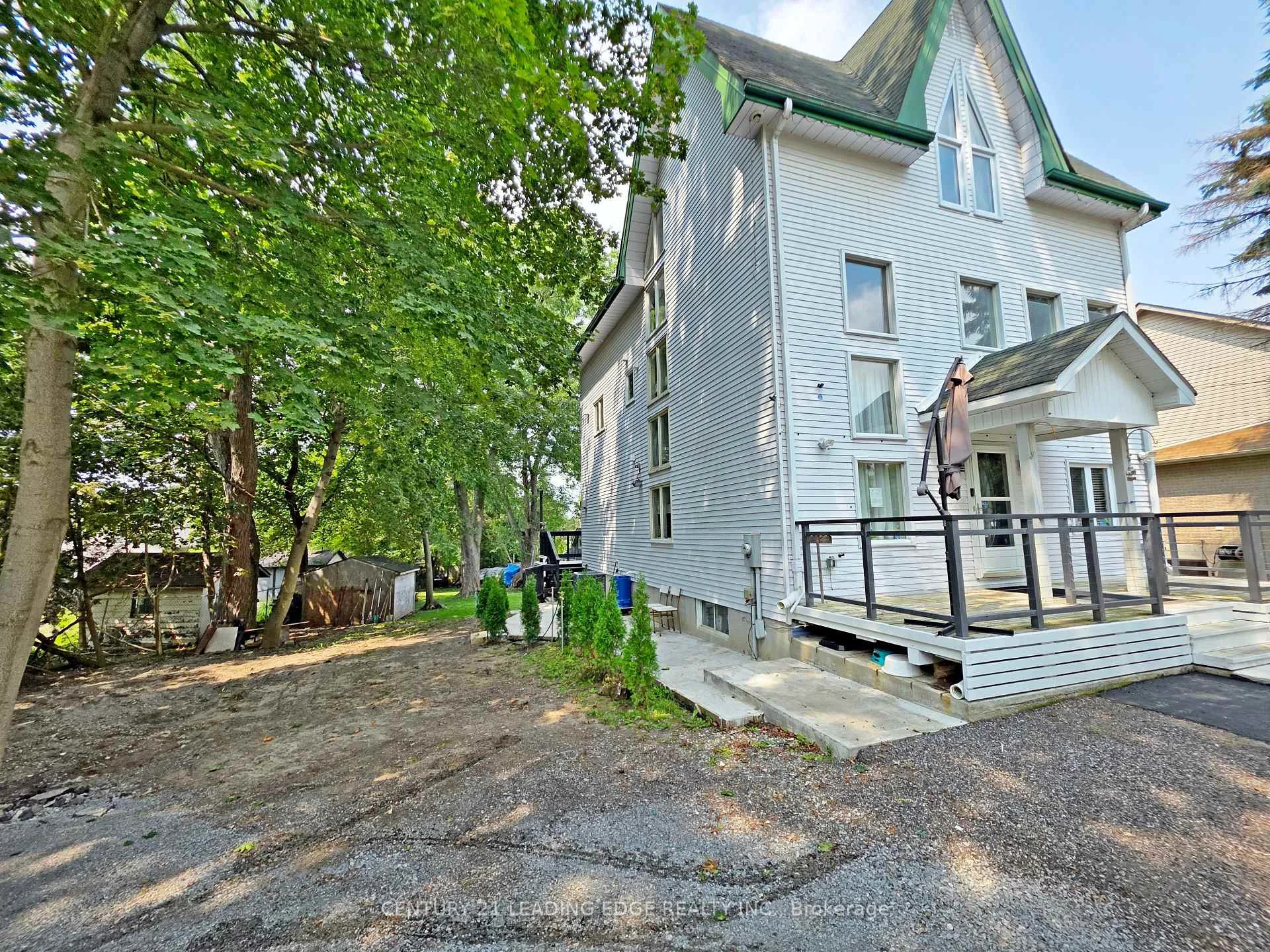 Photo 1 of Unit B, 260 Metro Road, Georgina, Historic Lakeshore Communities — HOMEH