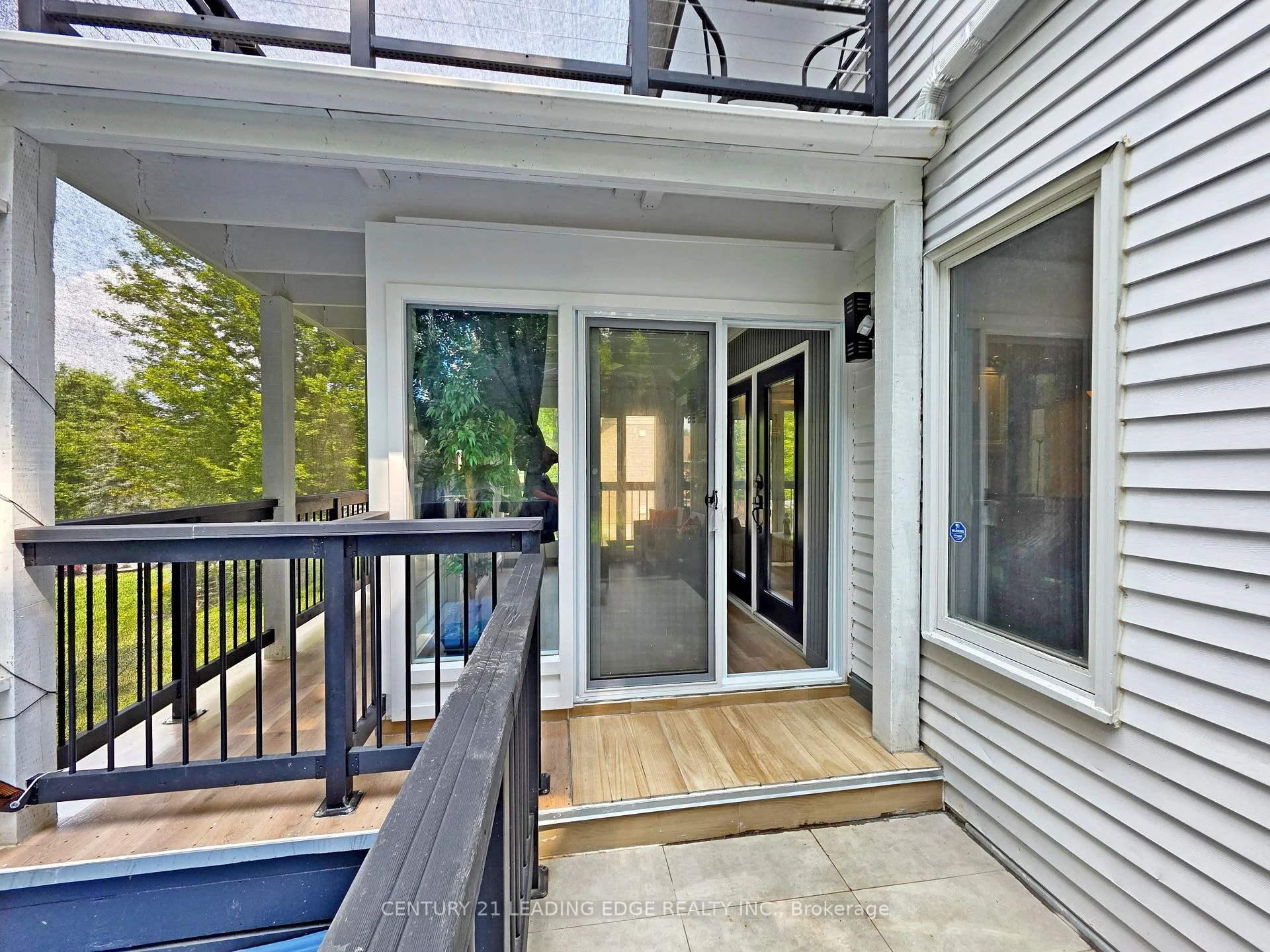 Photo 7 of Unit B, 260 Metro Road, Georgina, Historic Lakeshore Communities — HOMEH