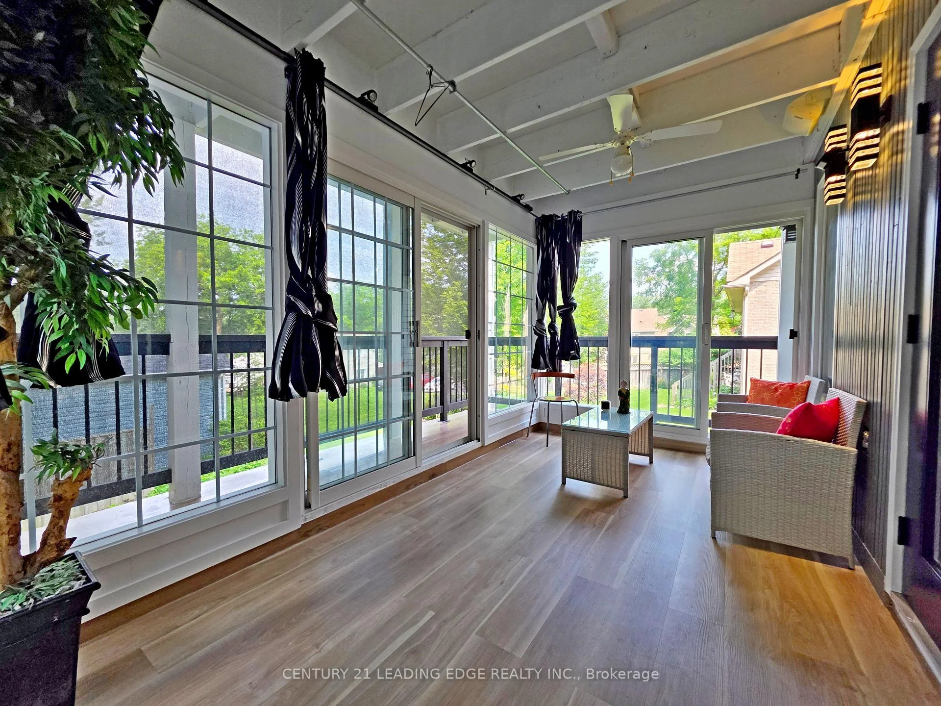 Photo 11 of Unit B, 260 Metro Road, Georgina, Historic Lakeshore Communities — HOMEH