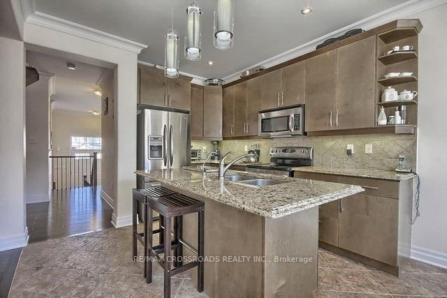 Photo 5 of 46 Hopper Lane, Newmarket, Woodland Hill — HOMEH