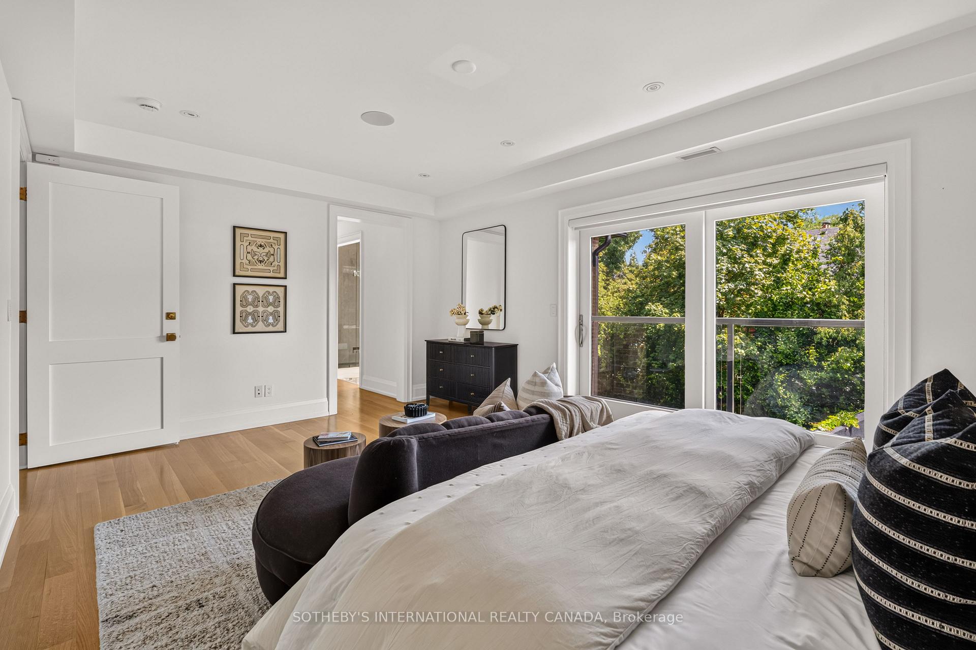 Photo 12 of 60 St Andrews Gardens, Toronto, Rosedale-Moore Park — HOMEH