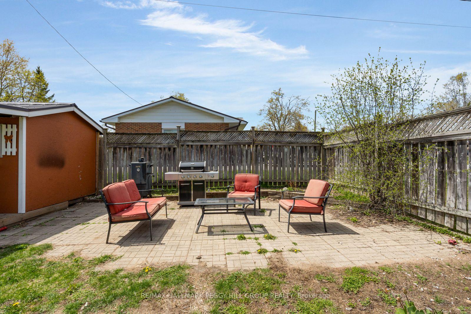 Photo 49 of 423 Mary Street, Orillia — HOMEH