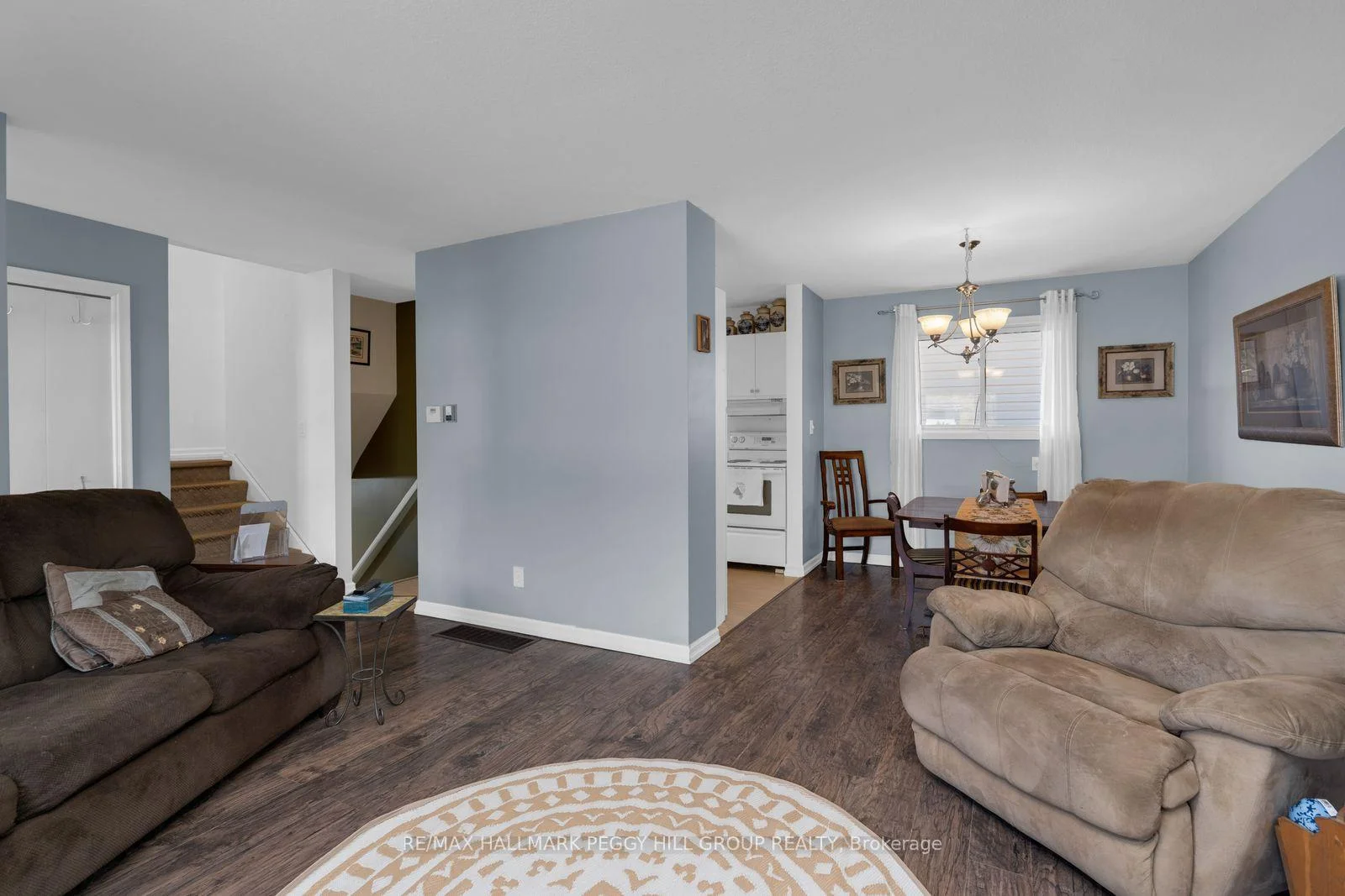 Photo 11 of 423 Mary Street, Orillia — HOMEH