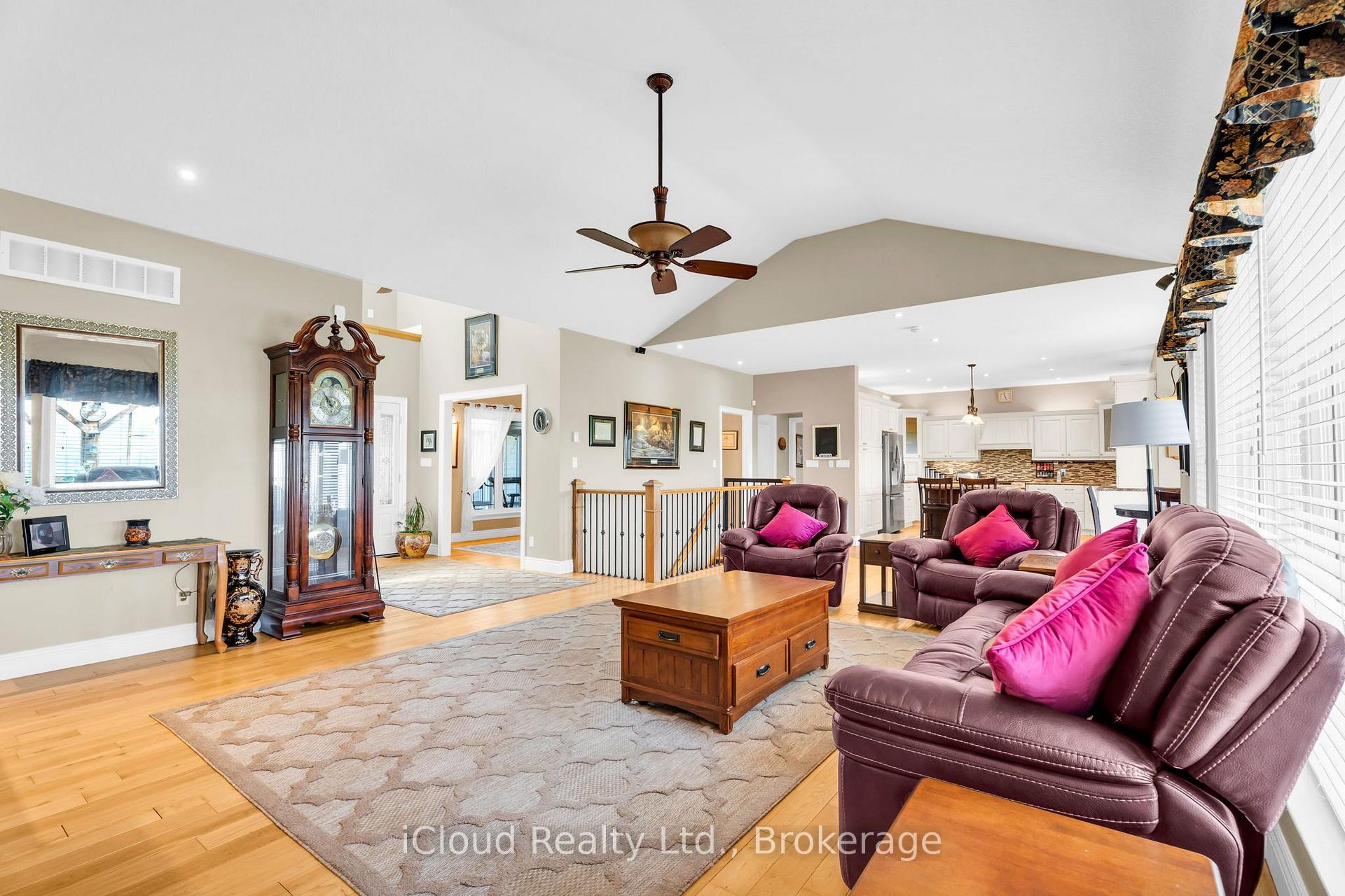 Photo 13 of 514164 2nd Line, Amaranth, Rural Amaranth — HOMEH