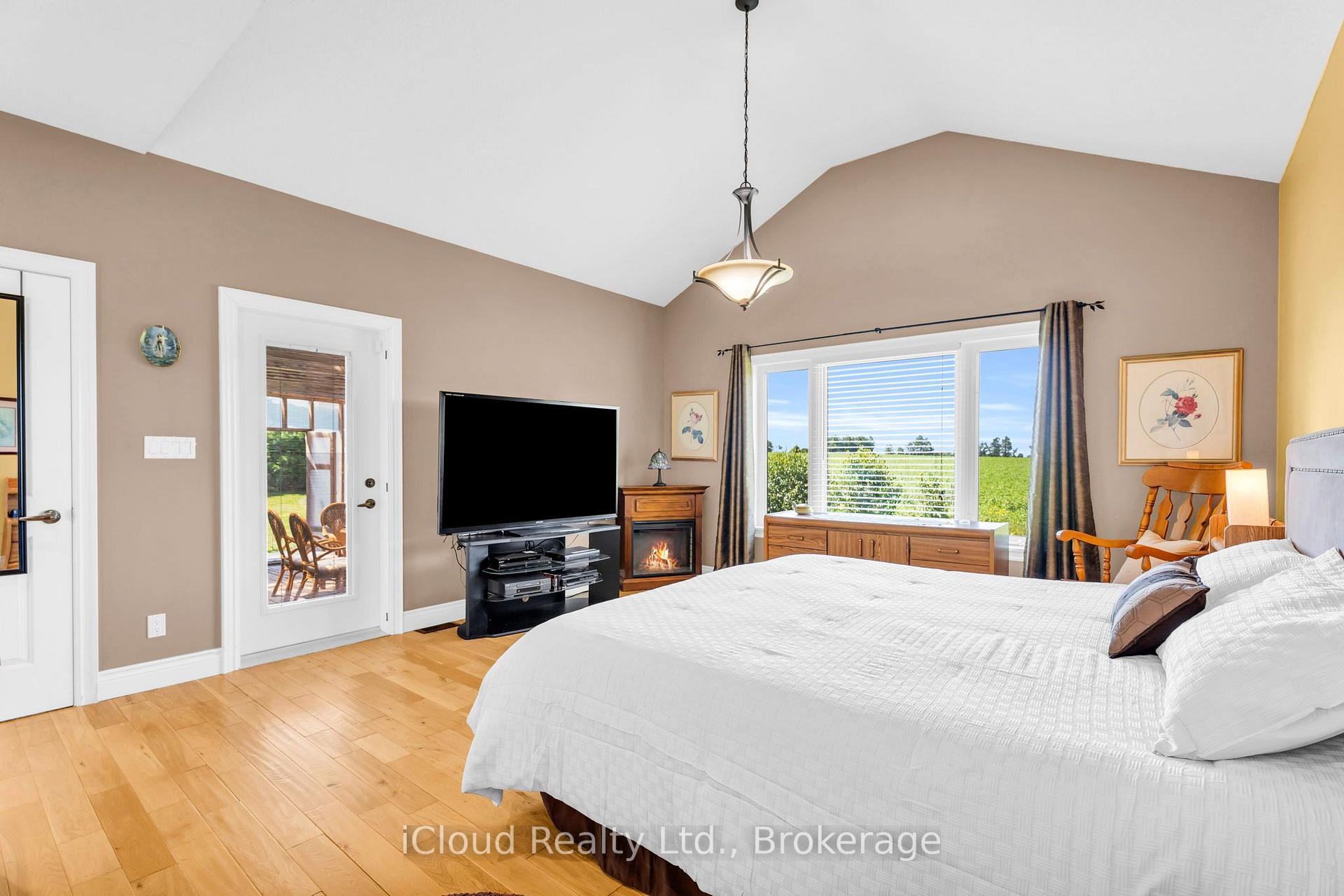 Photo 22 of 514164 2nd Line, Amaranth, Rural Amaranth — HOMEH