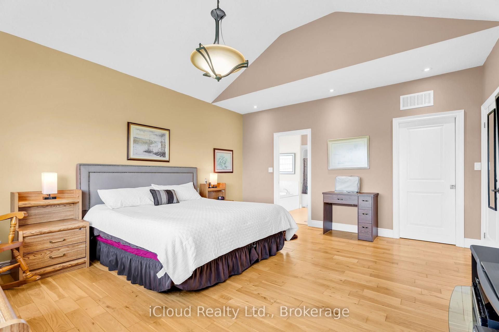 Photo 23 of 514164 2nd Line, Amaranth, Rural Amaranth — HOMEH