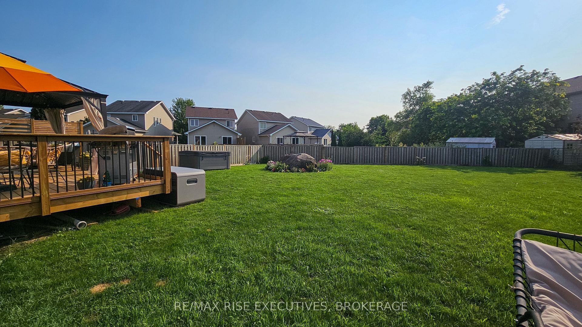 Photo 7 of 724 Margaret Way, Kingston, Kingston East (Incl Barret Crt) — HOMEH
