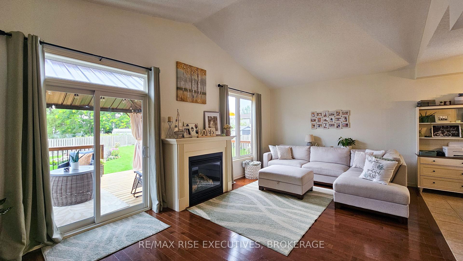 Photo 24 of 724 Margaret Way, Kingston, Kingston East (Incl Barret Crt) — HOMEH