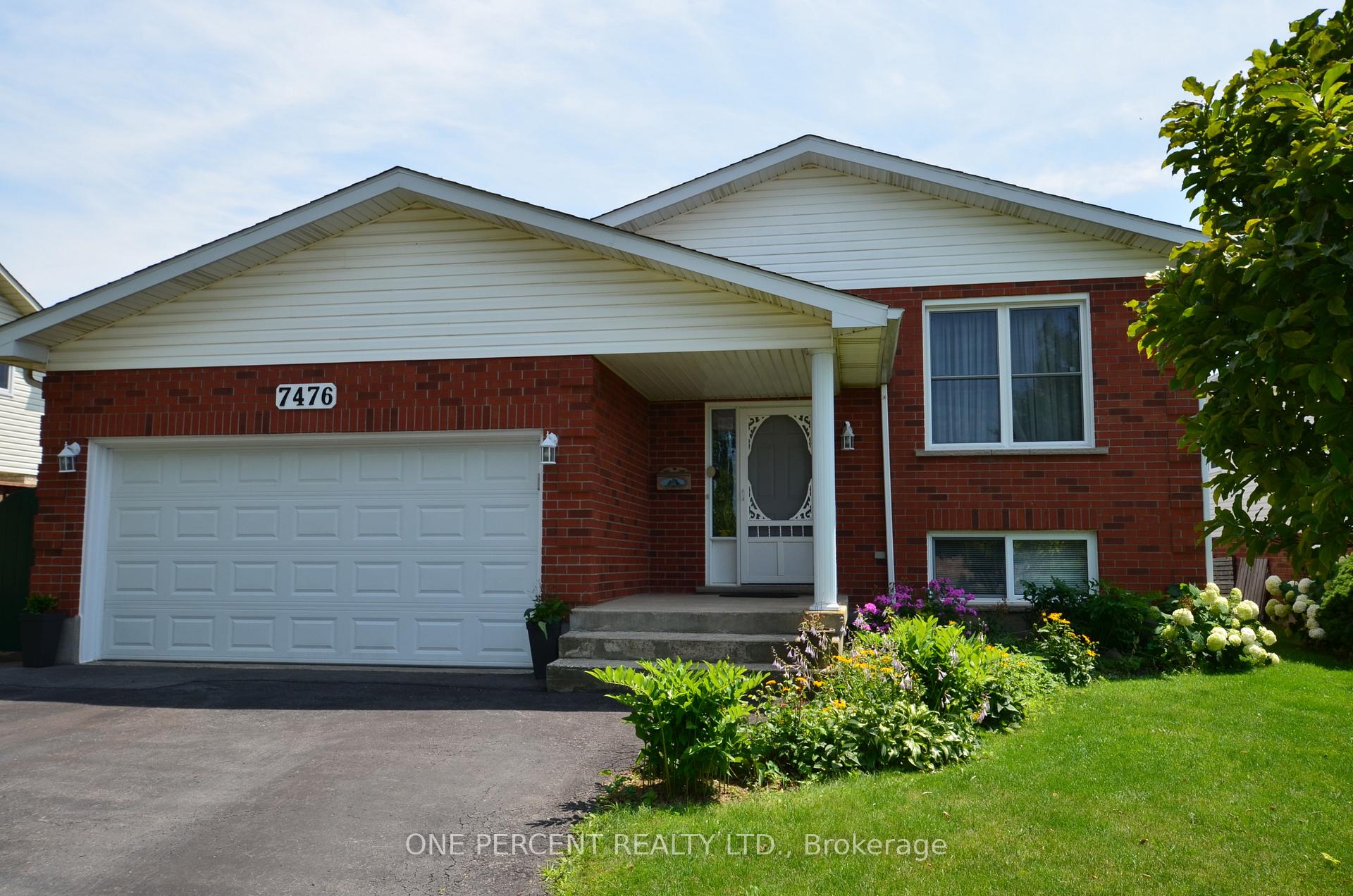 Photo 1 of 7476 Monastery Drive, Niagara Falls, Mt. Carmel — HOMEH